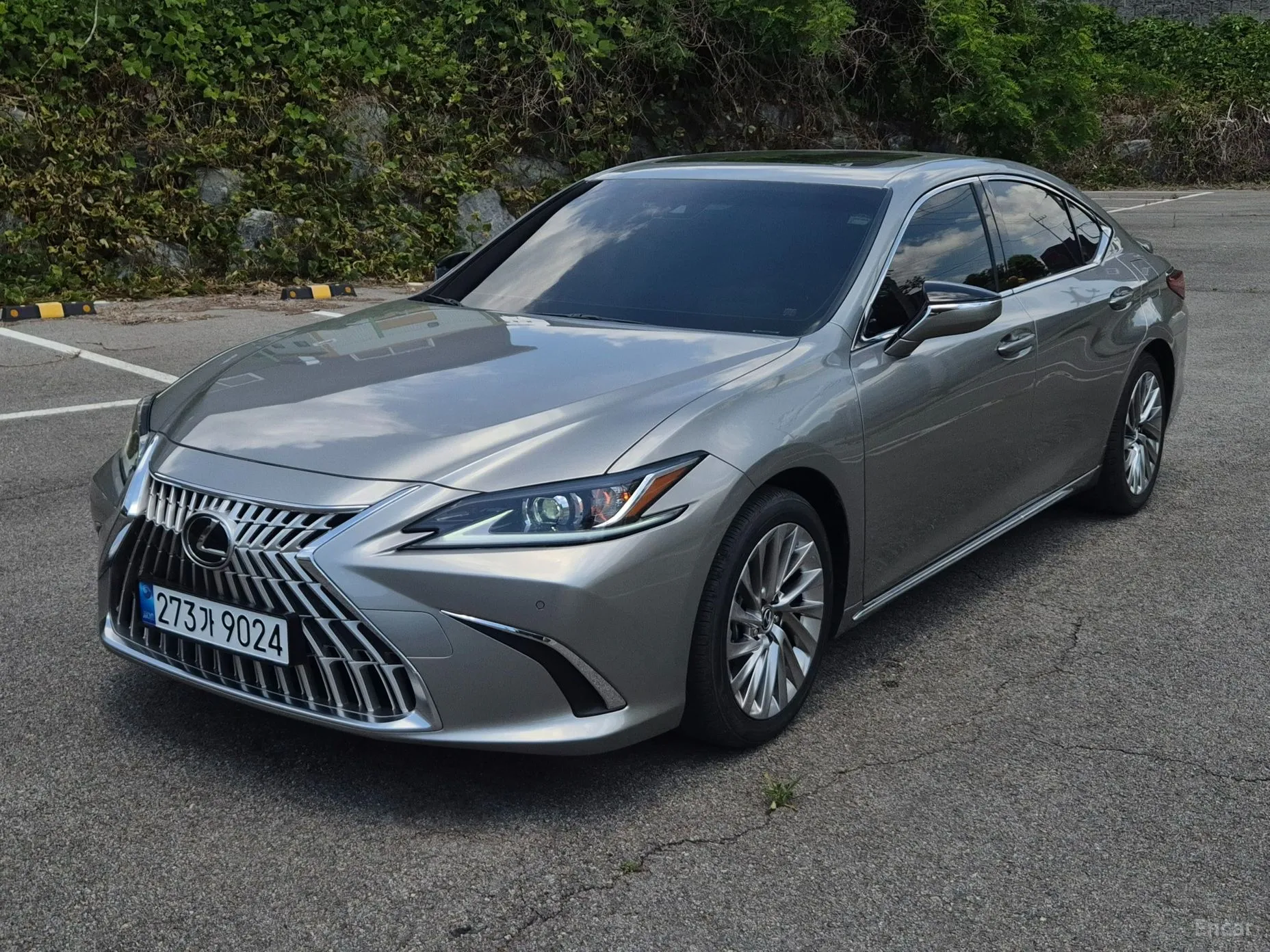 ES300h 7th Generation