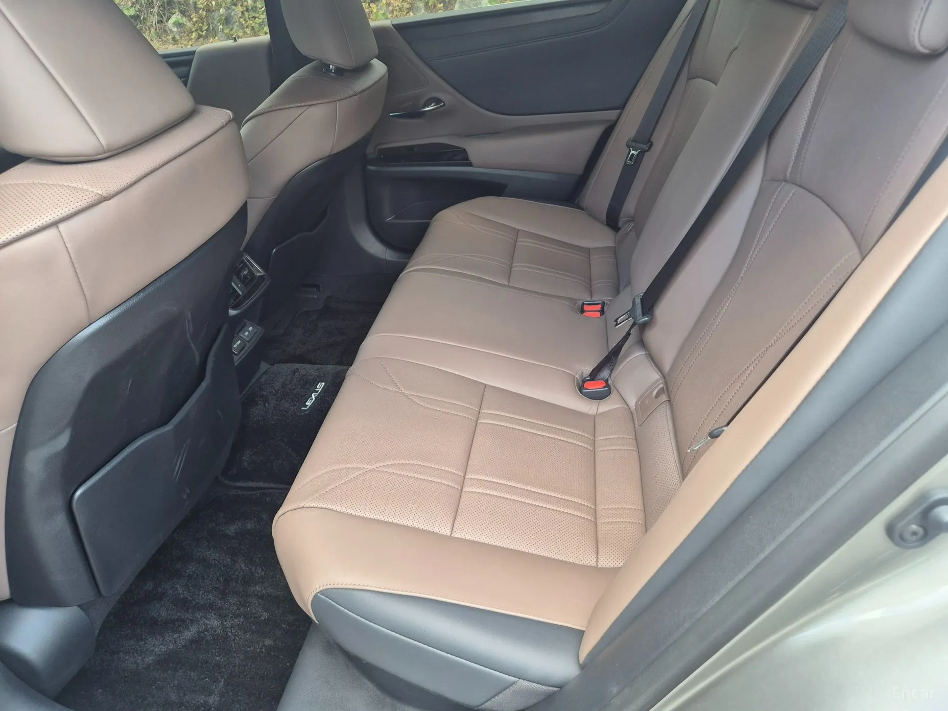 Lexus ES300h 7th Generation превью 10