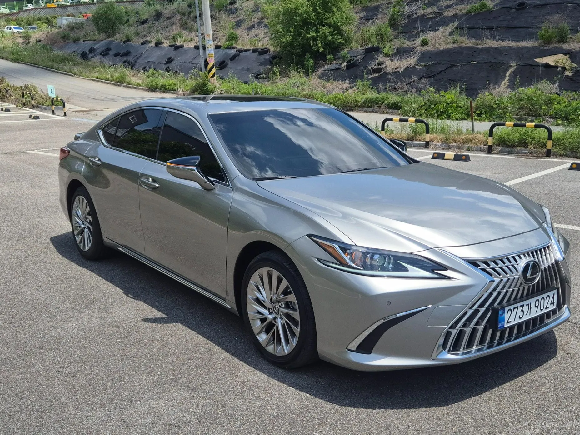 Lexus ES300h 7th Generation превью 5