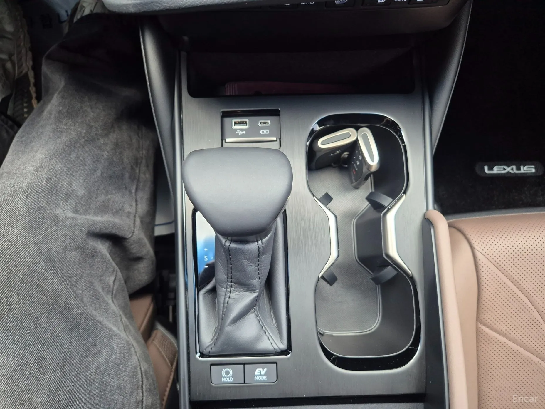 Lexus ES300h 7th Generation превью 9