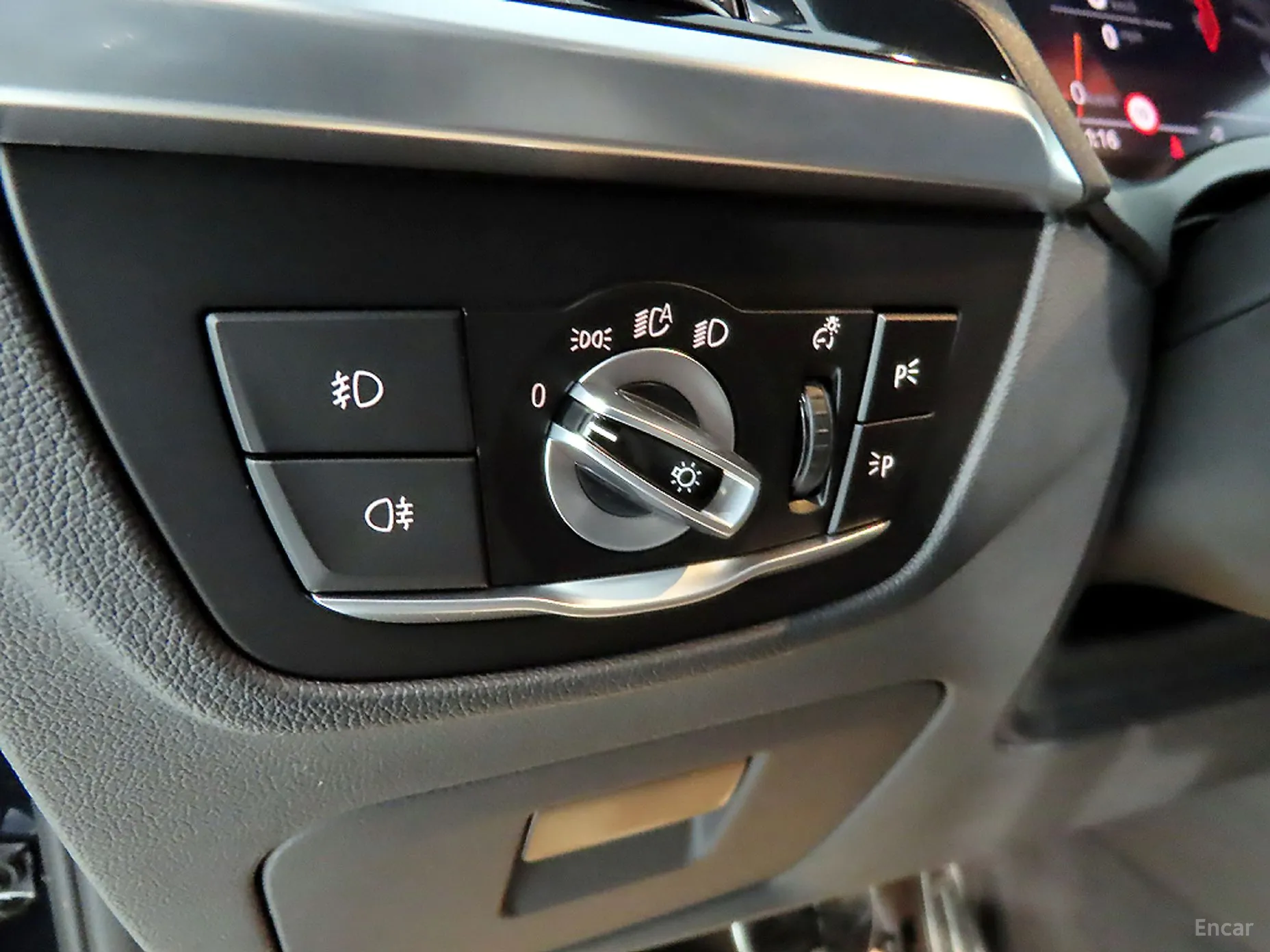 BMW X4 (G02) превью 12
