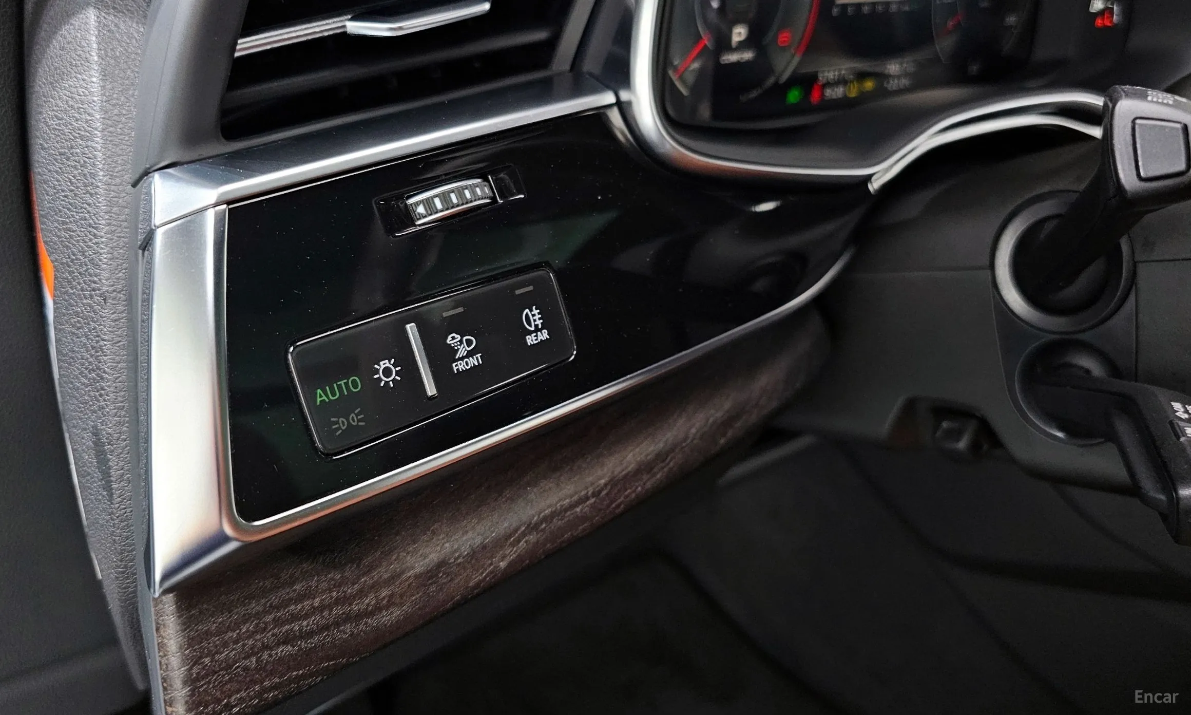 Audi Q7 (4M) превью 16