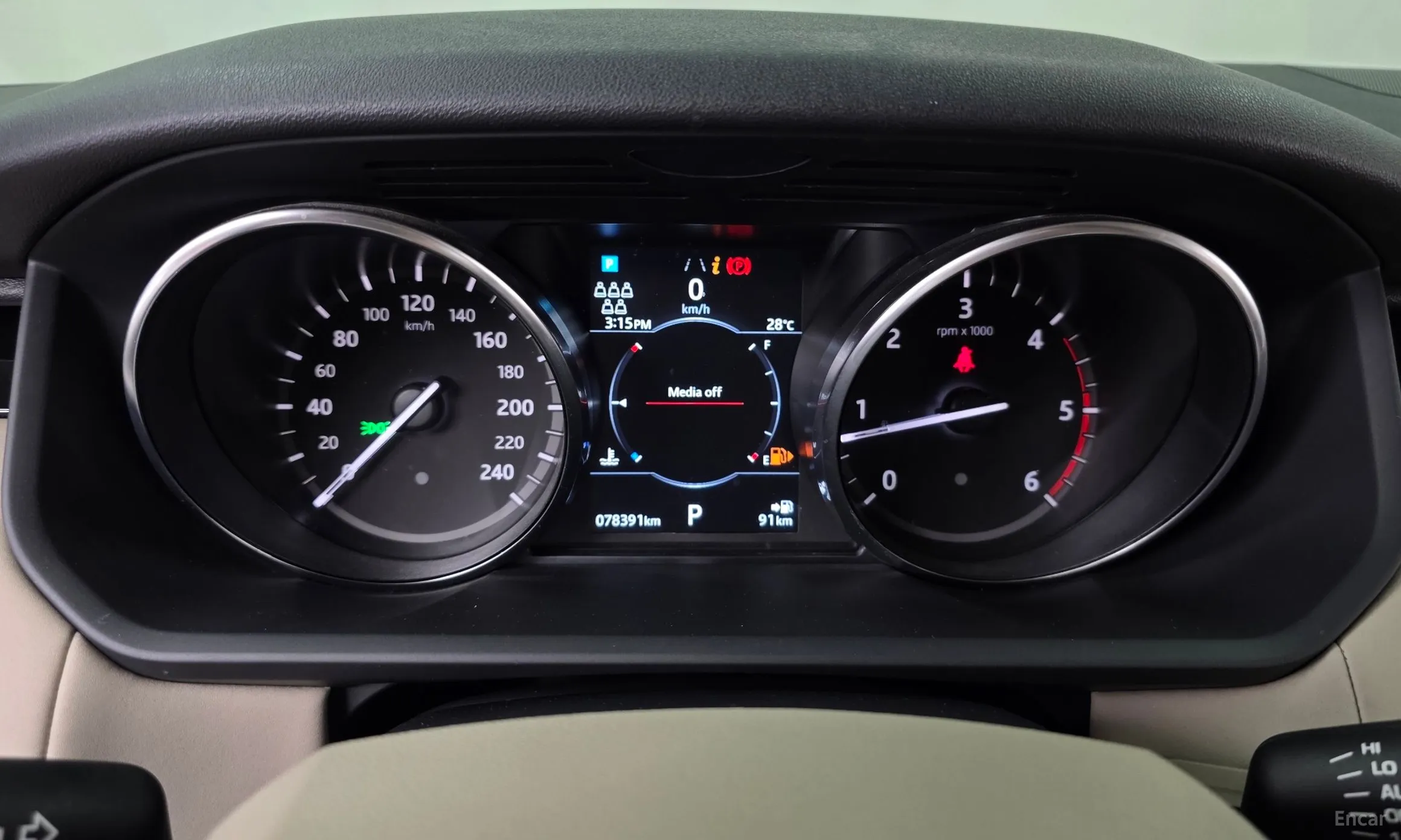 Land Rover Discovery 5 превью 8