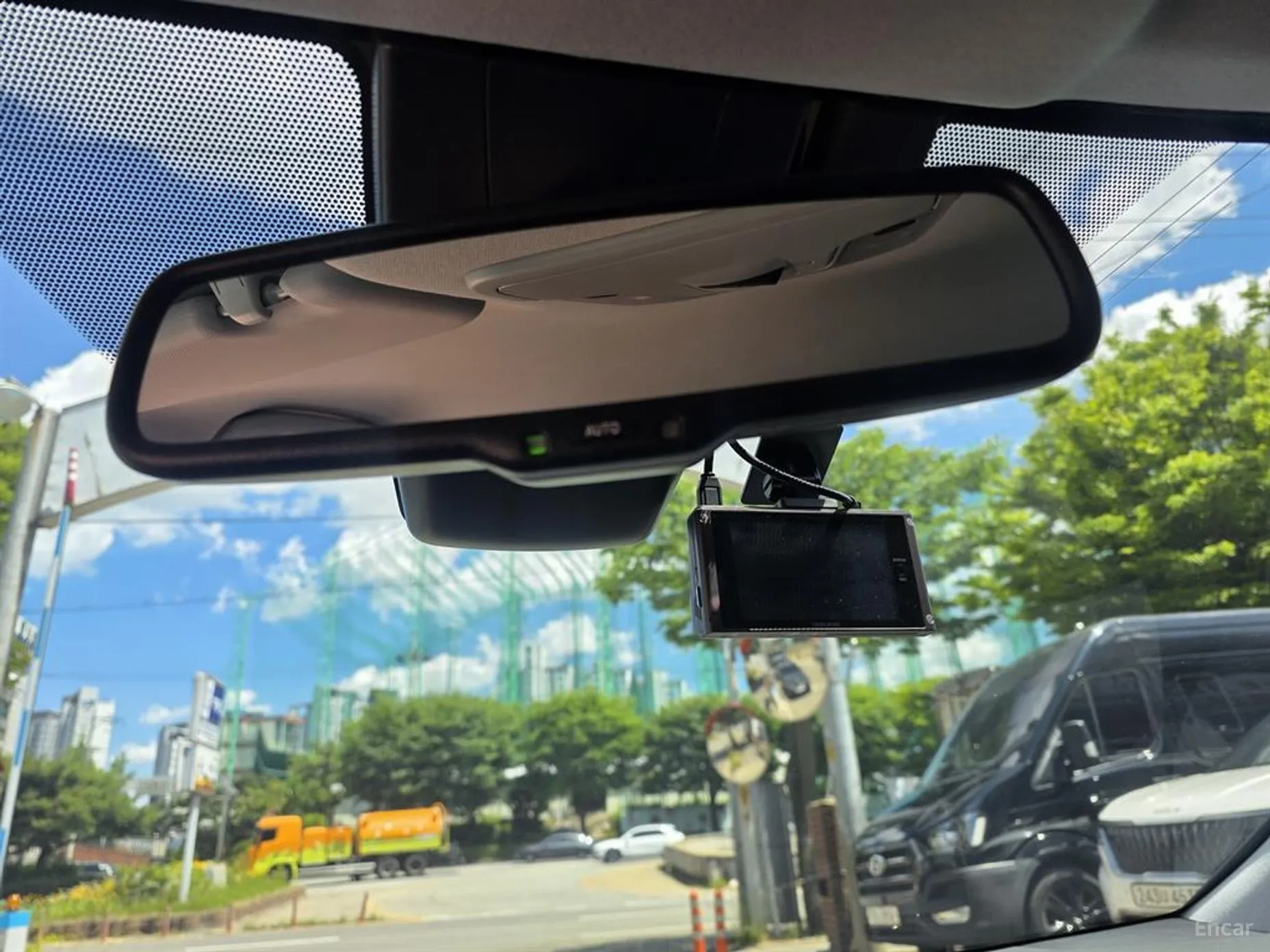 Toyota Prius Prime превью 11