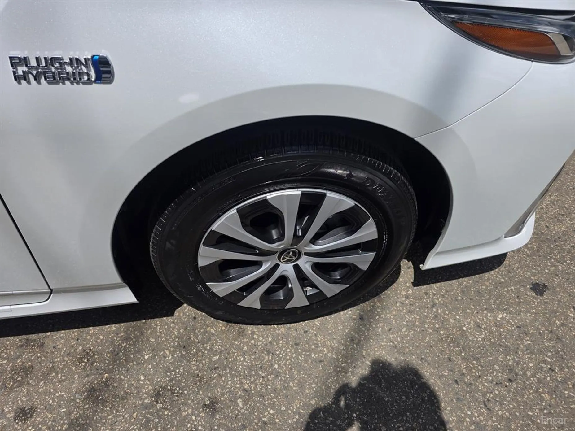 Toyota Prius Prime превью 19