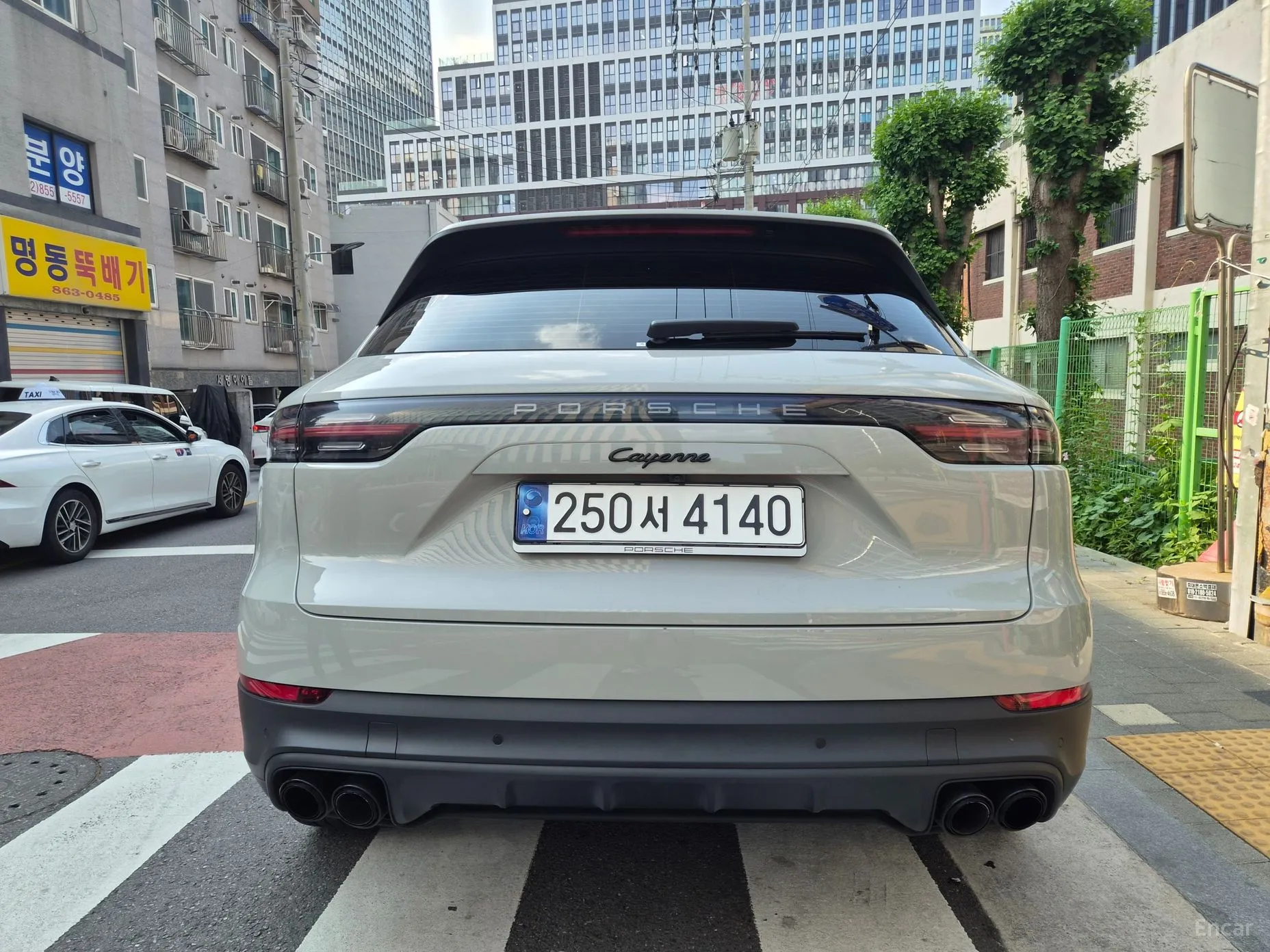 Porsche Cayenne (PO536) превью 8
