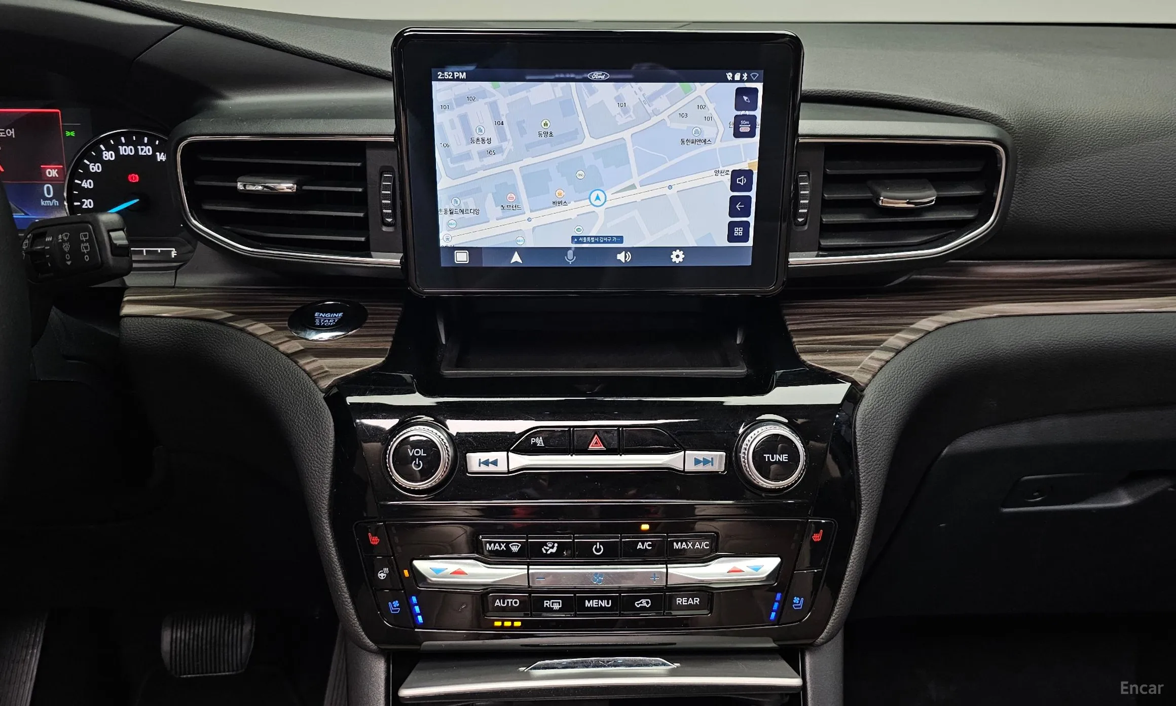 Ford Explorer 6th Generation превью 13