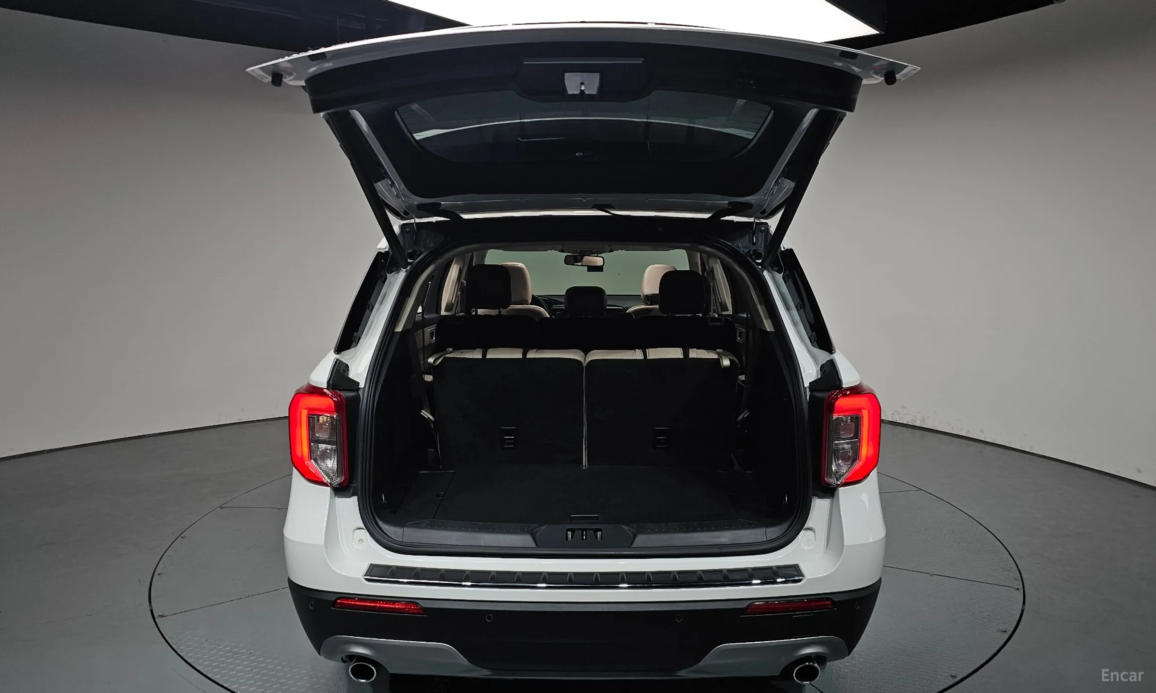 Ford Explorer 6th Generation превью 20