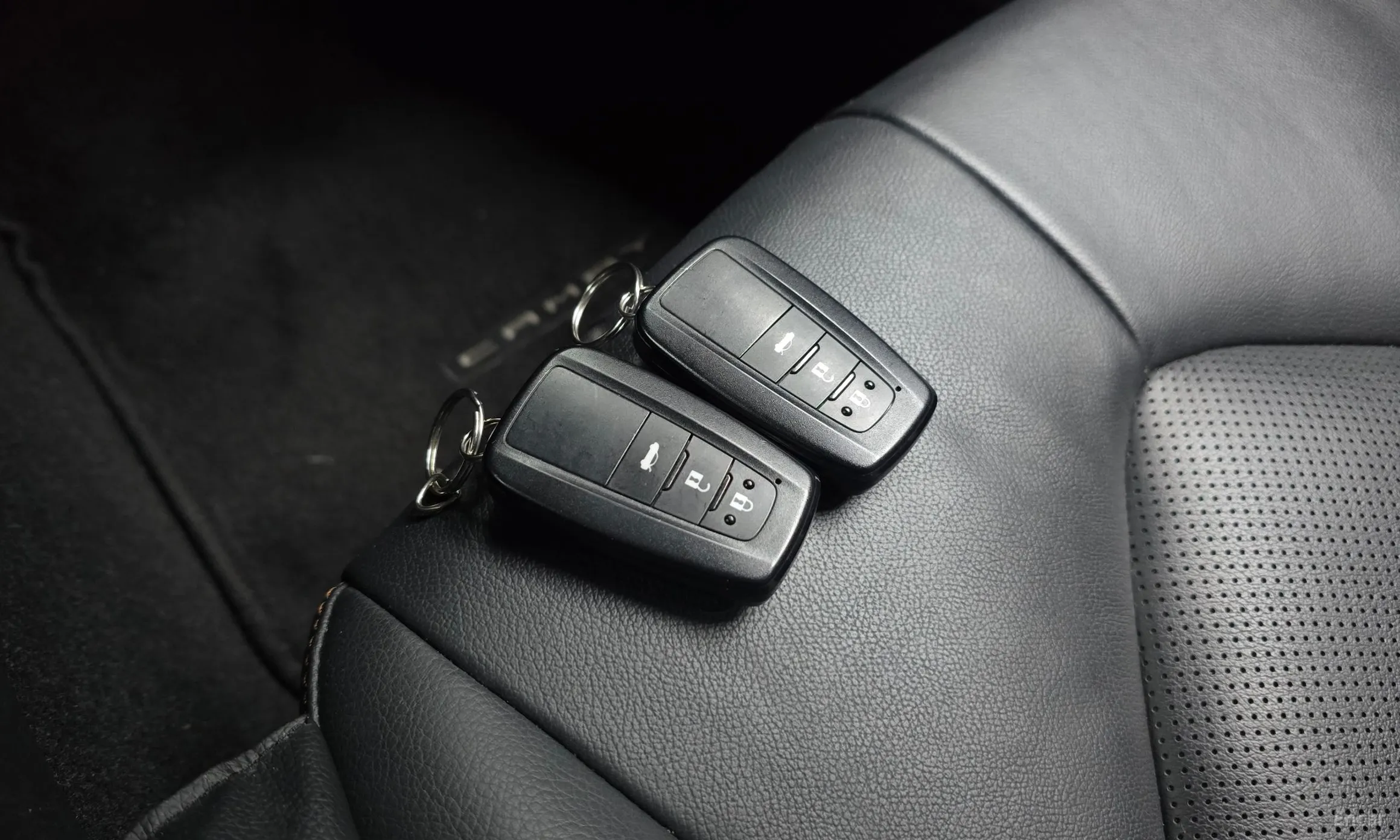 Toyota Camry (XV70) превью 15