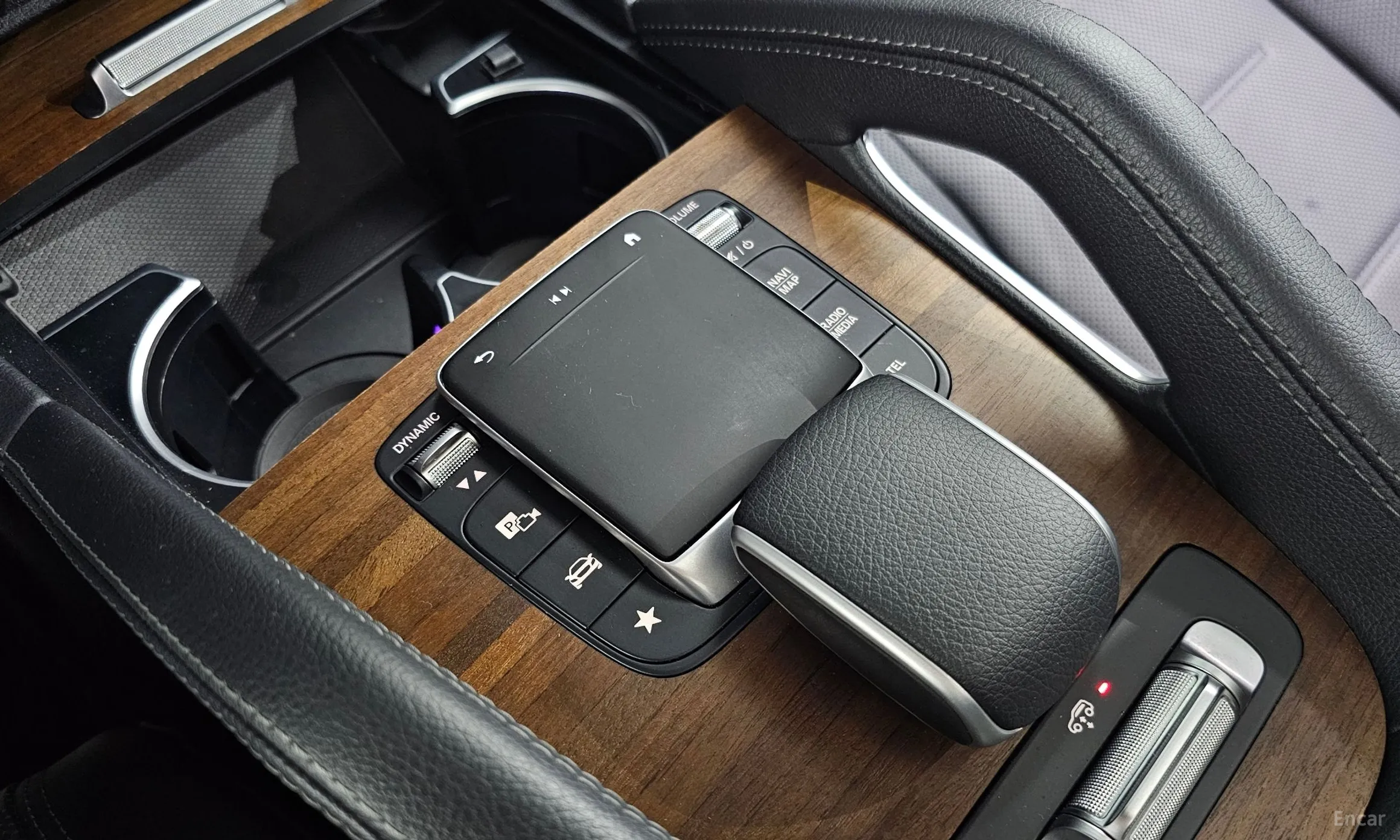 Mercedes Benz GLE-Class W167 превью 15