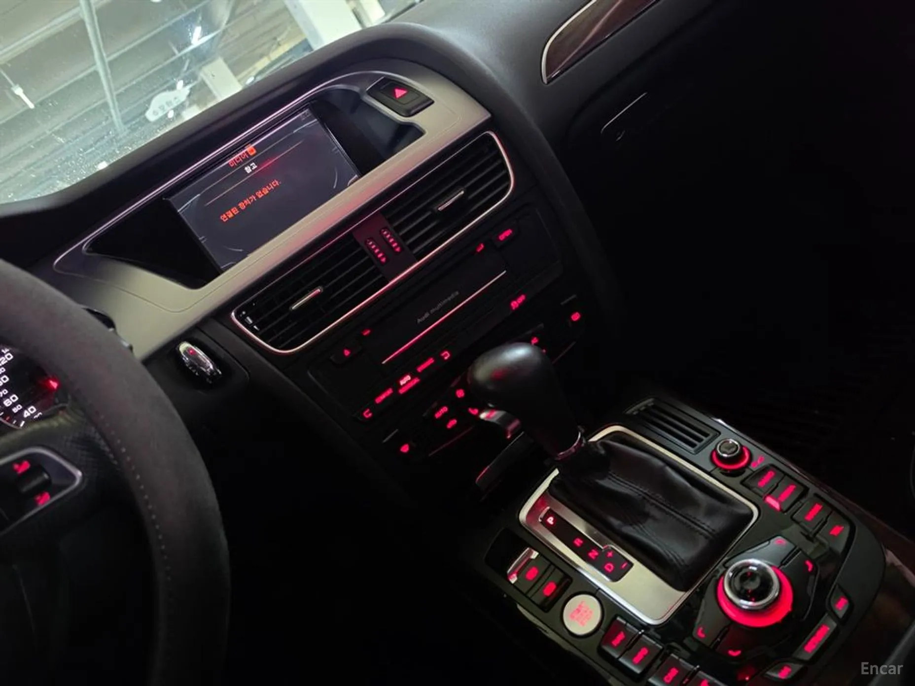 Audi New A4 превью 5