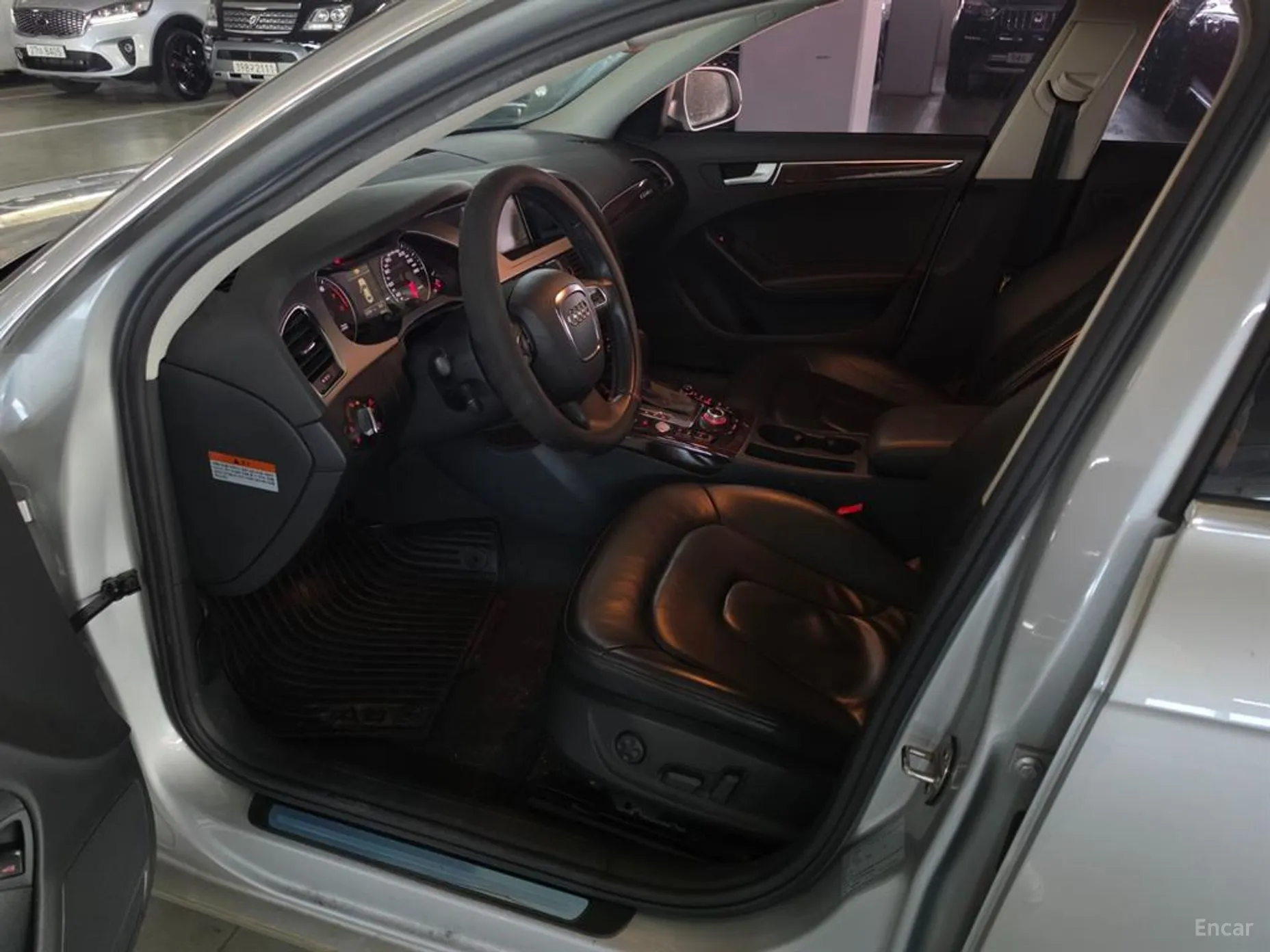 Audi New A4 превью 7