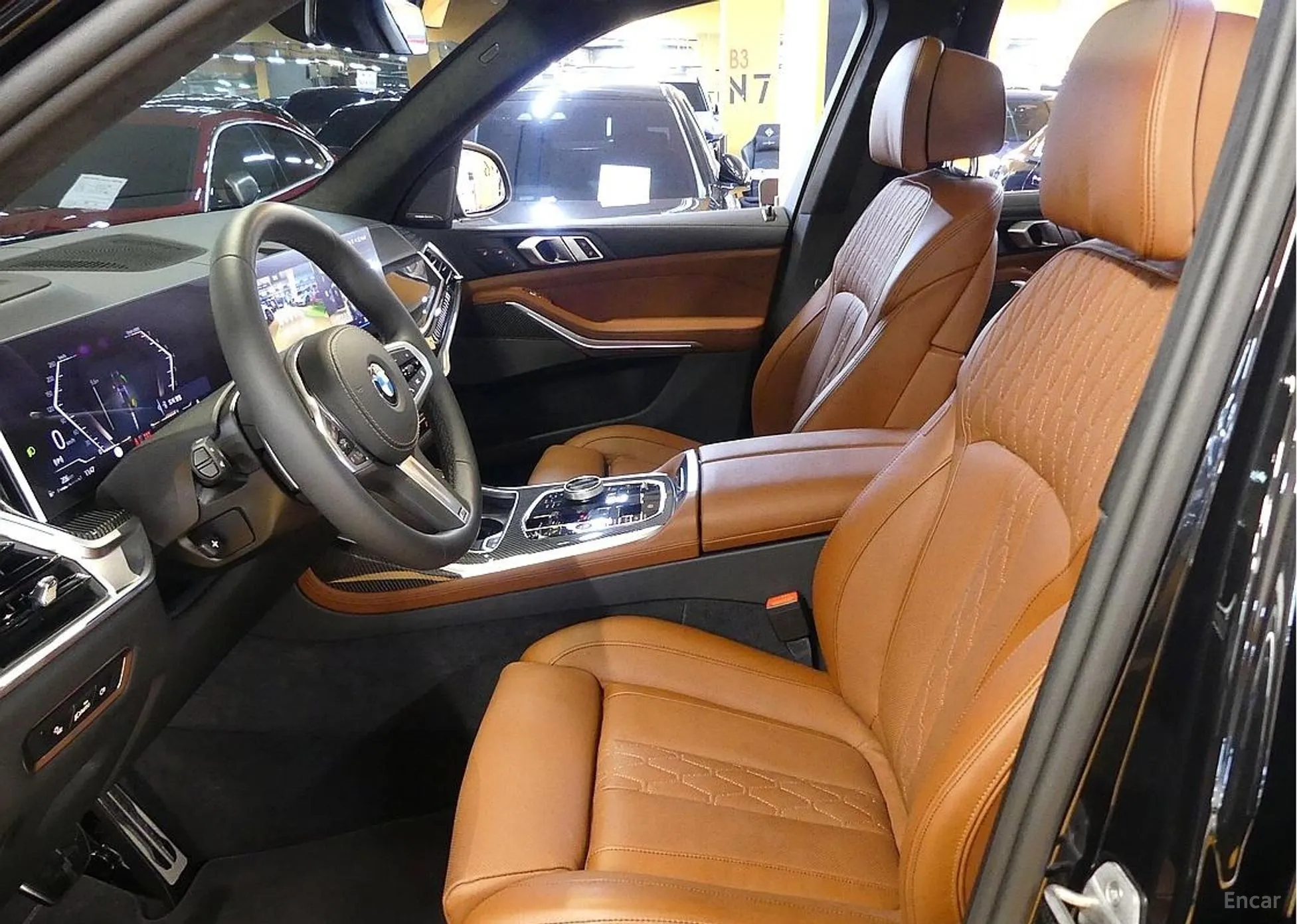 BMW X7 (G07) превью 10
