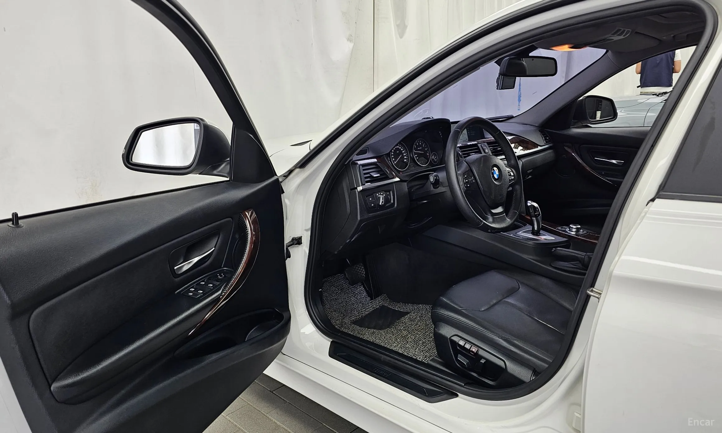BMW 3 Series (F30) превью 10