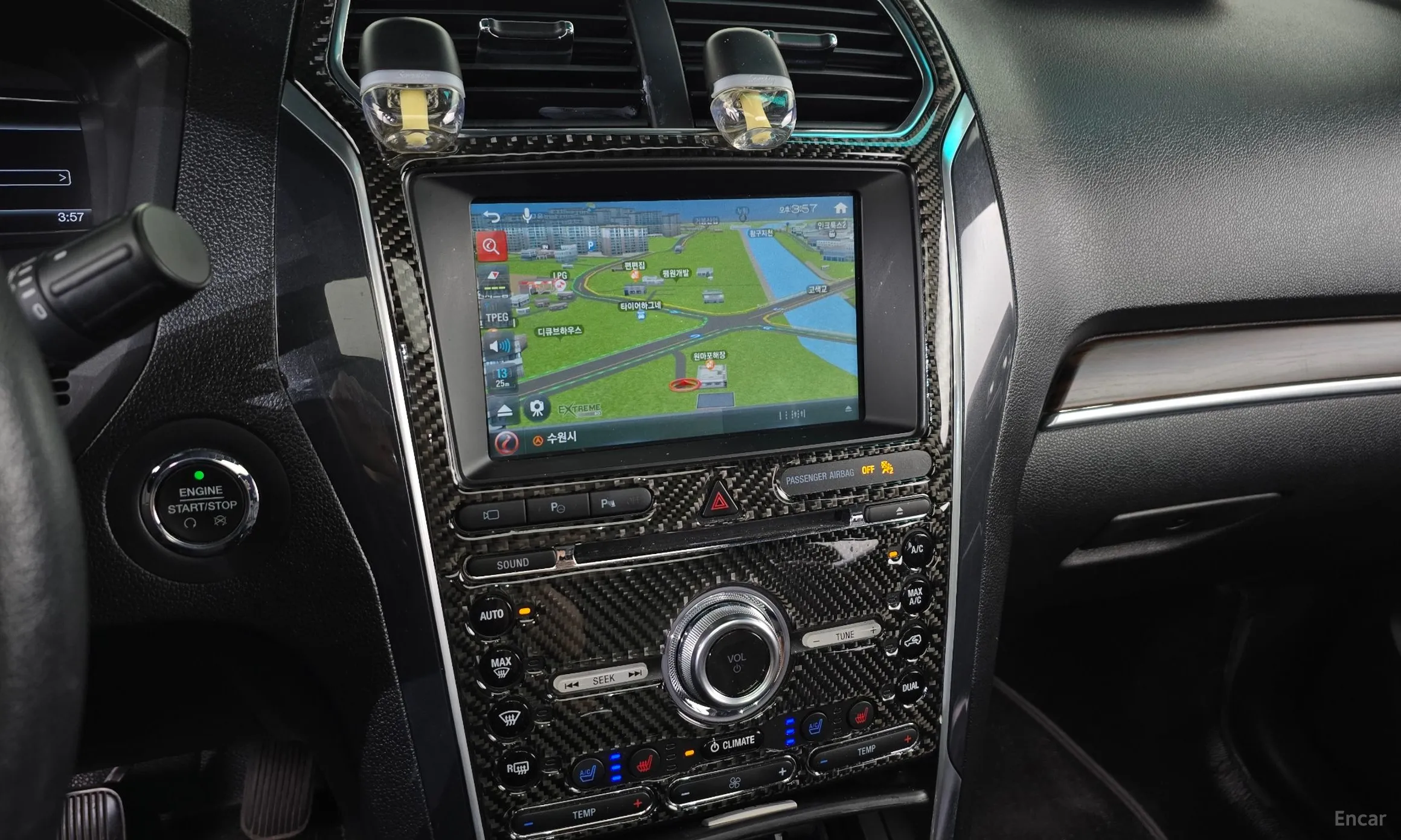 Ford Explorer превью 12