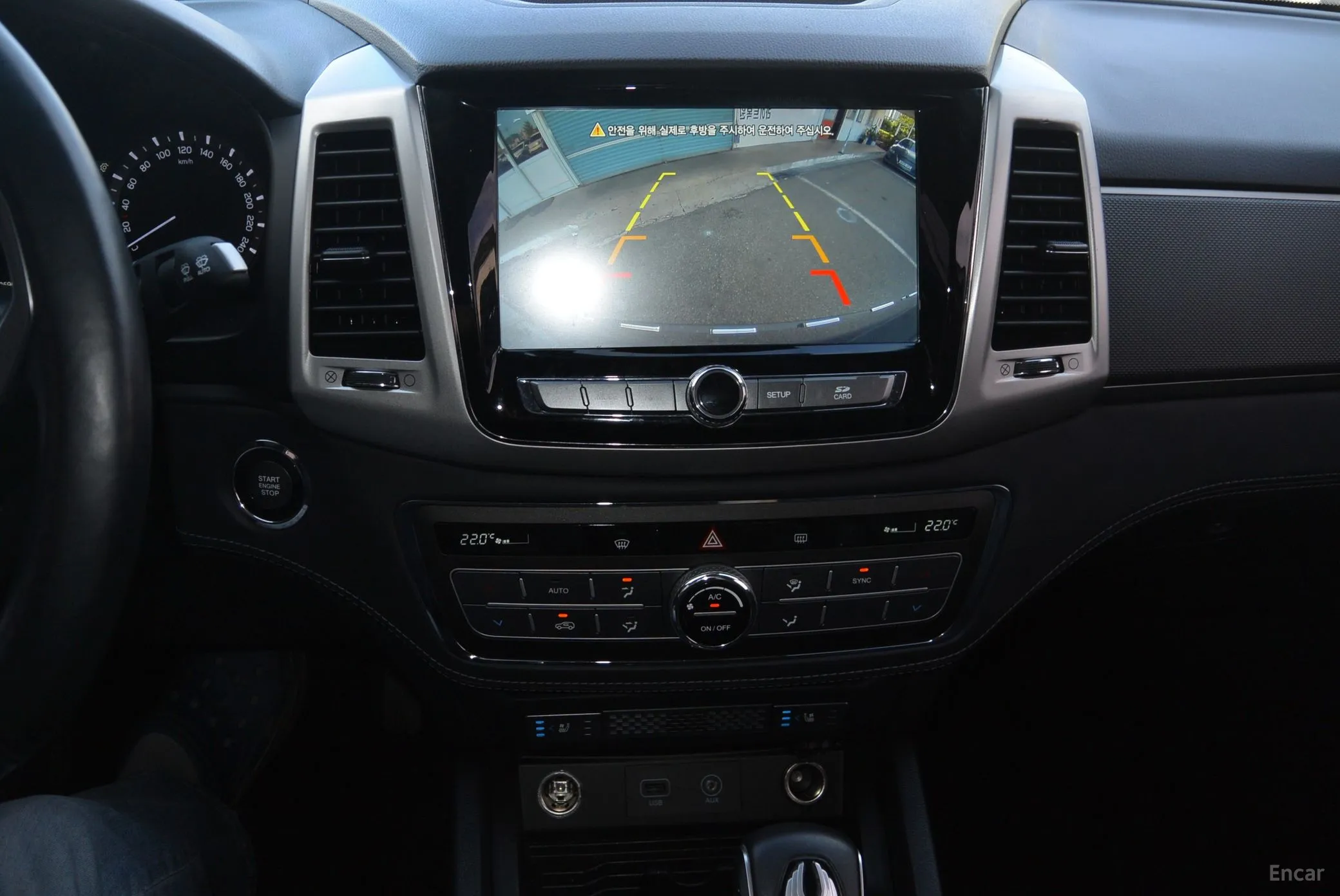 KG Mobility (SsangYong) Rexton Sports превью 11
