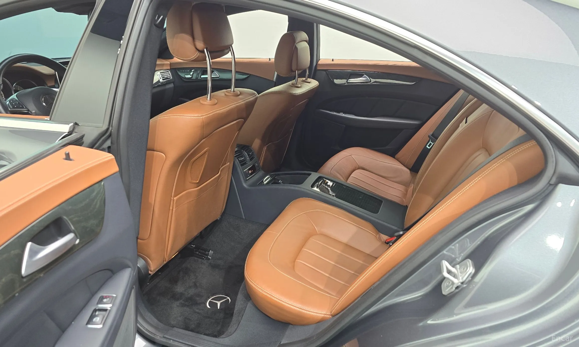 Mercedes Benz CLS-Class W218 превью 11
