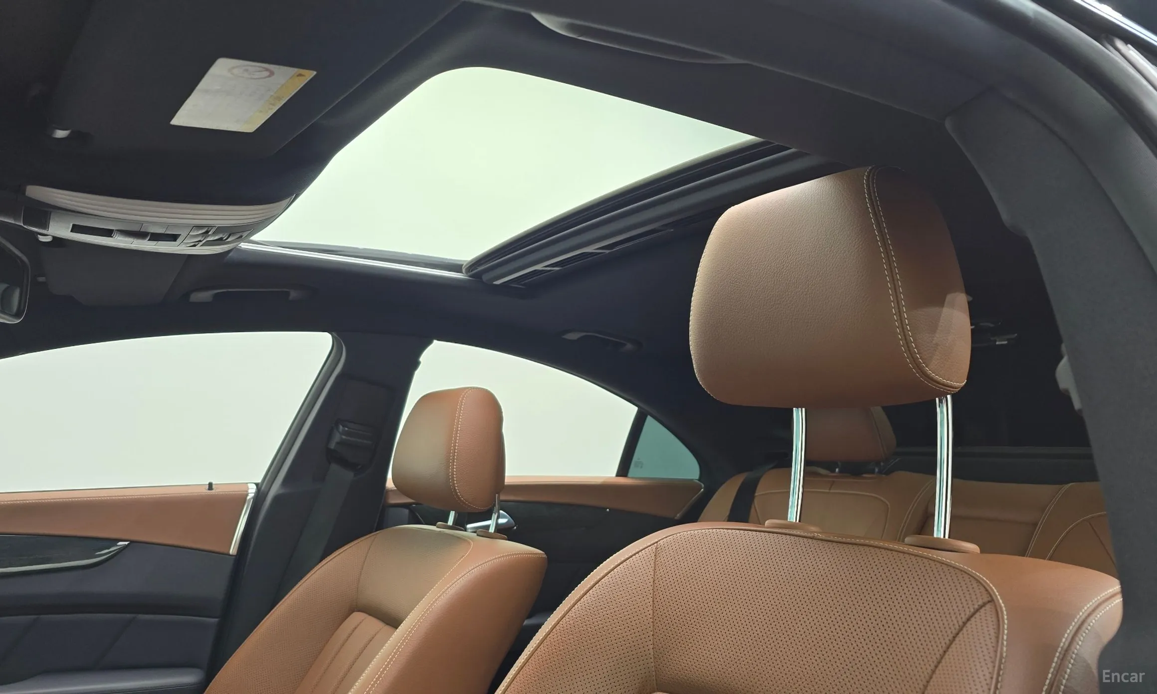 Mercedes Benz CLS-Class W218 превью 16