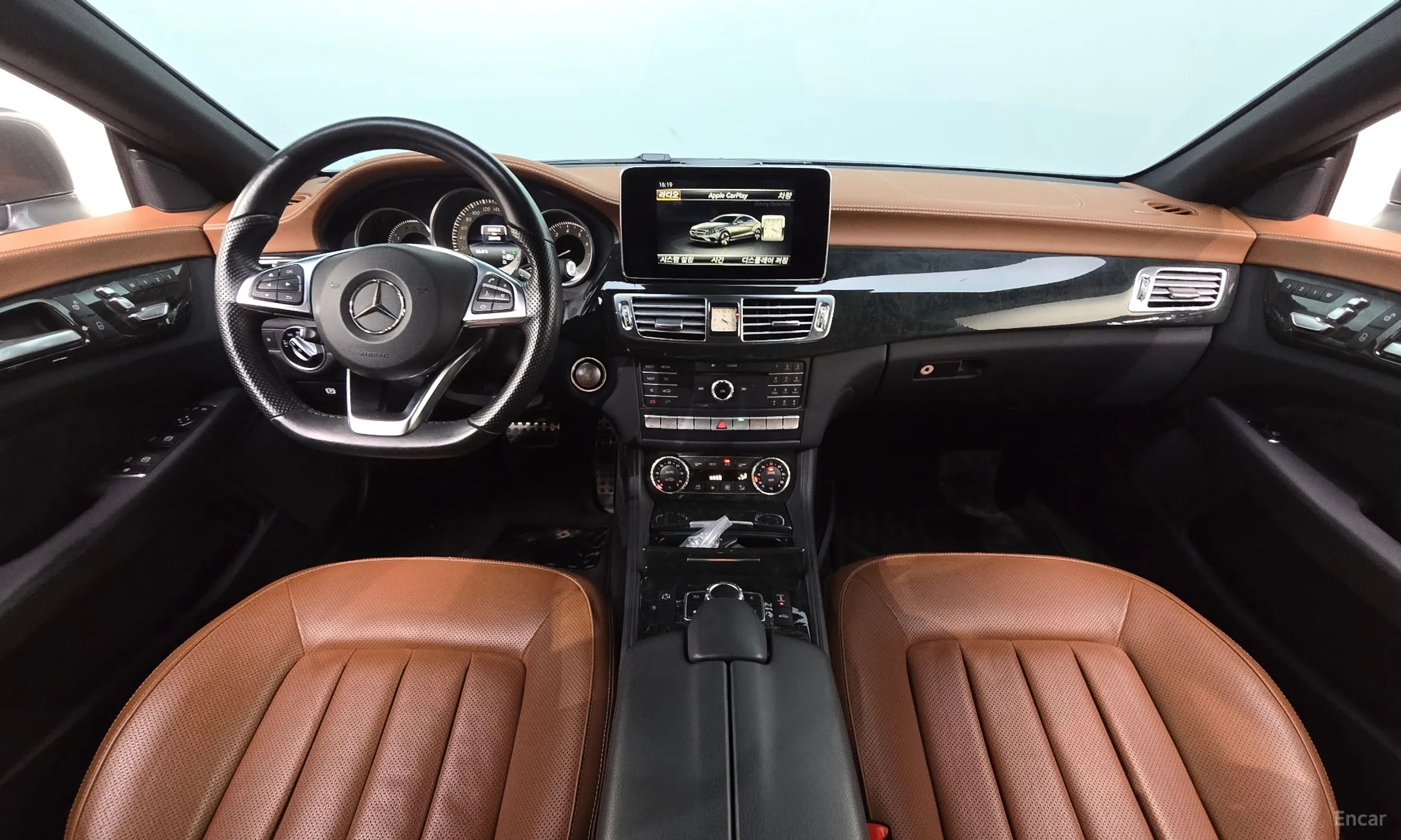 Mercedes Benz CLS-Class W218 превью 7
