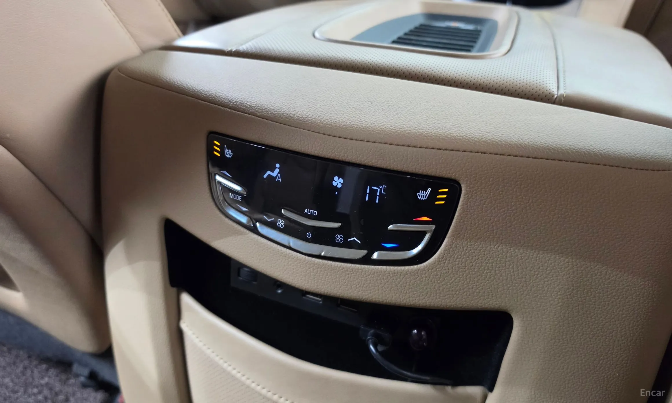 Cadillac Escalade превью 19