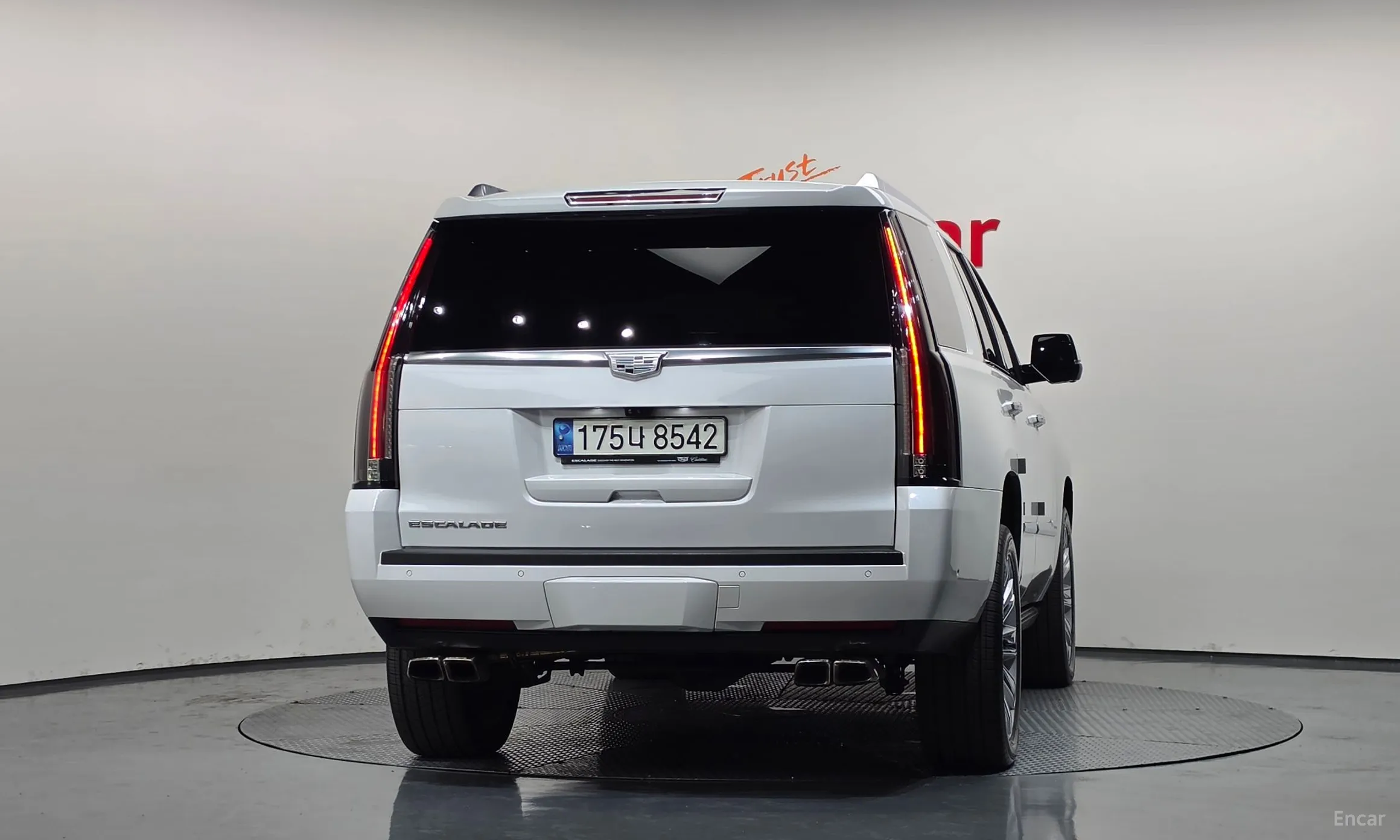 Cadillac Escalade превью 4
