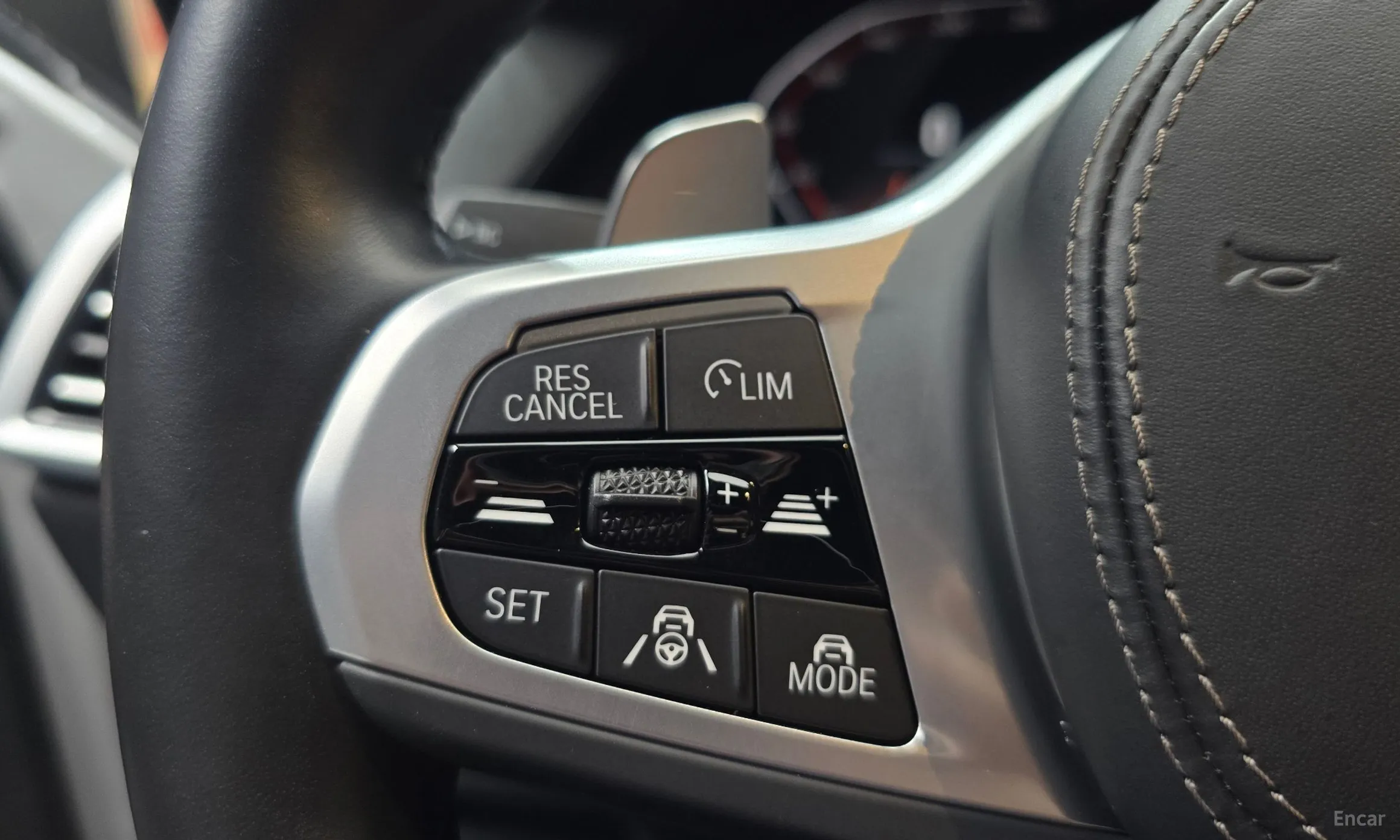 BMW X6 (G06) превью 18