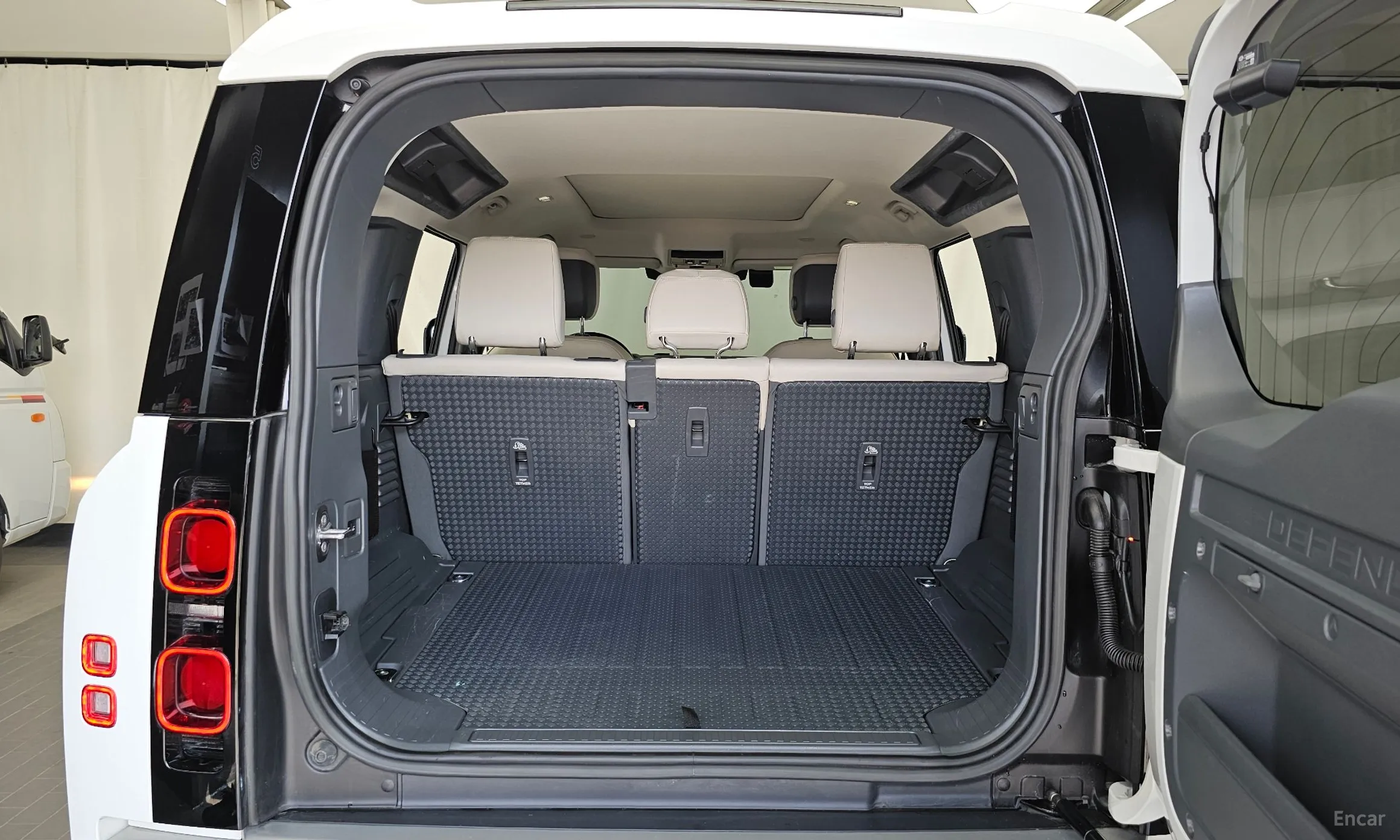 Land Rover Defender (L663) превью 20