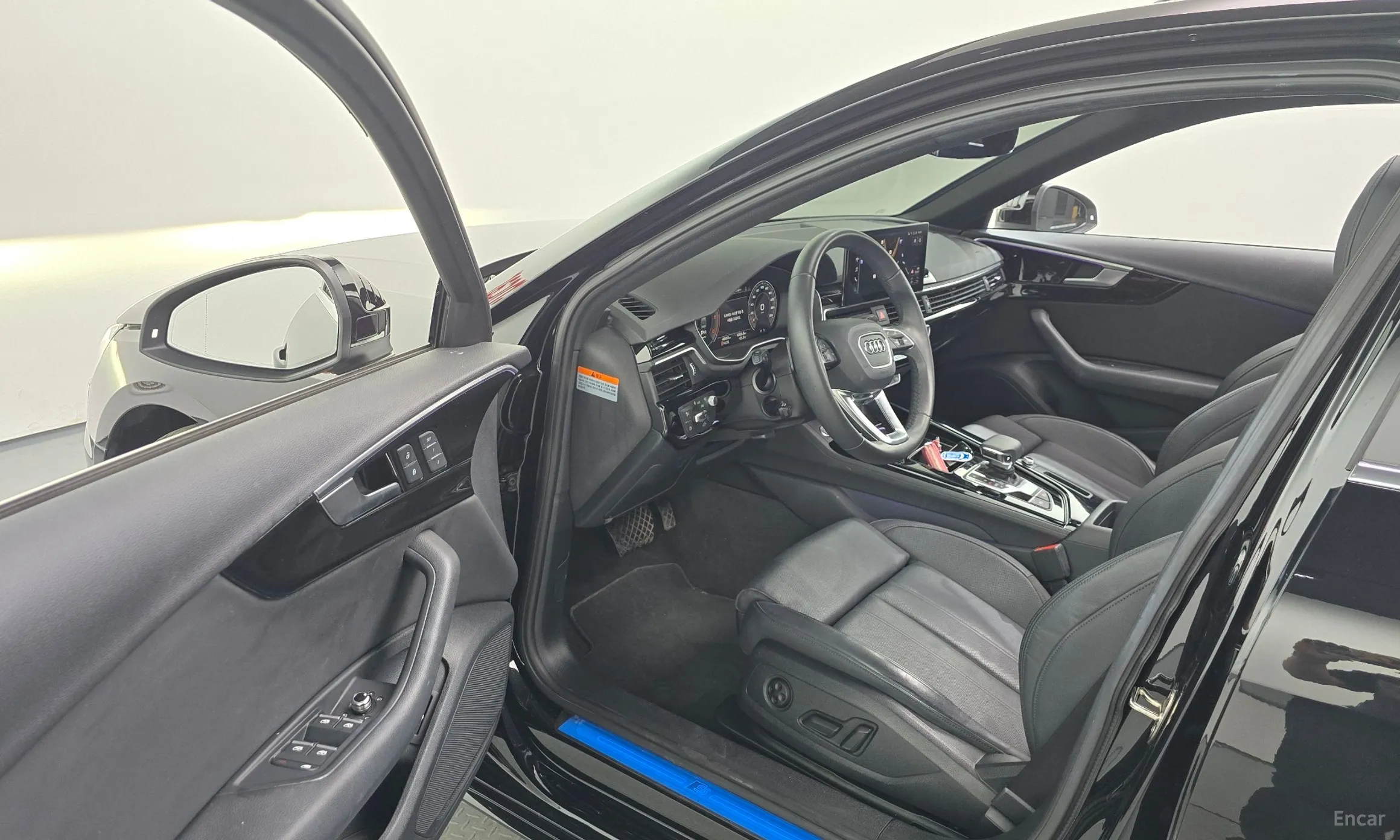 Audi A4 (B9) превью 10