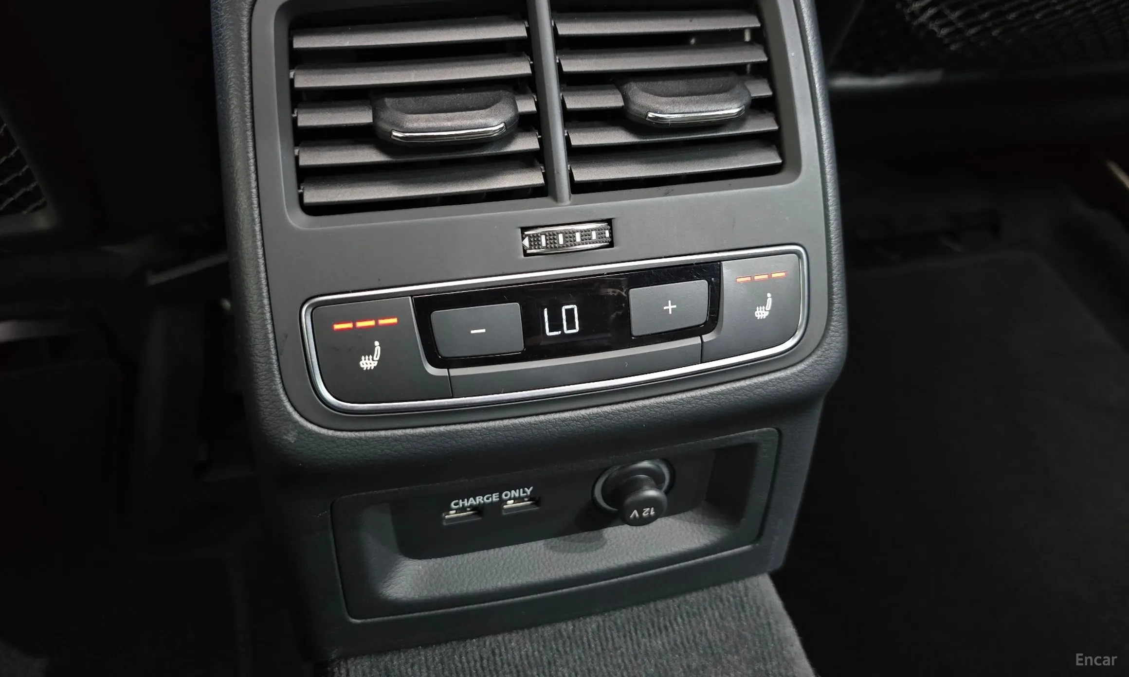 Audi A4 (B9) превью 20