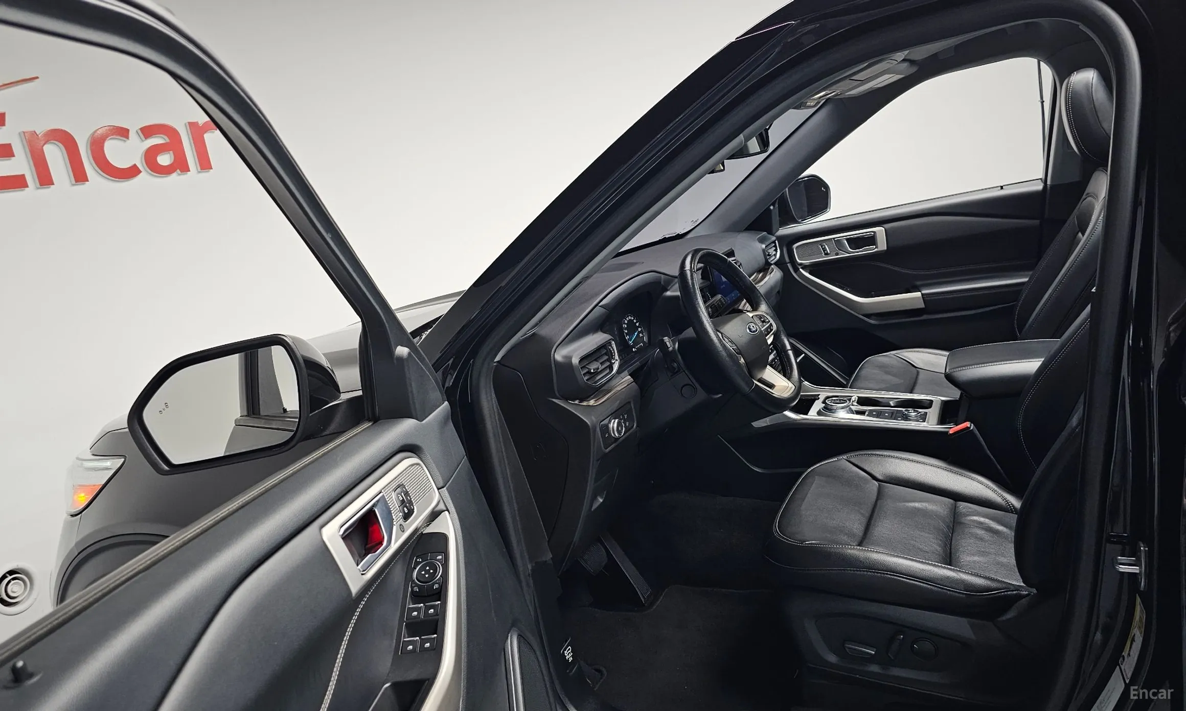 Ford Explorer 6th Generation превью 10