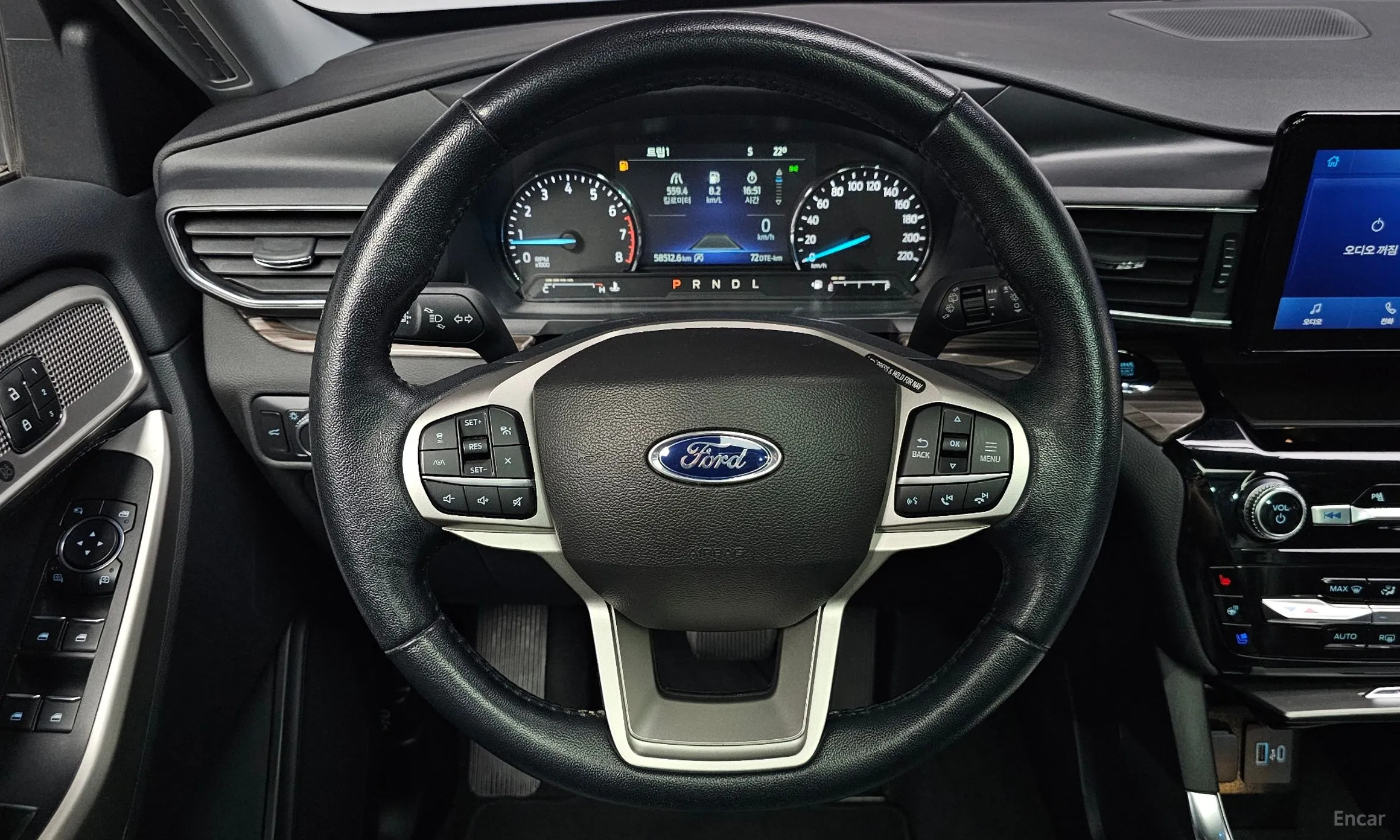 Ford Explorer 6th Generation превью 13