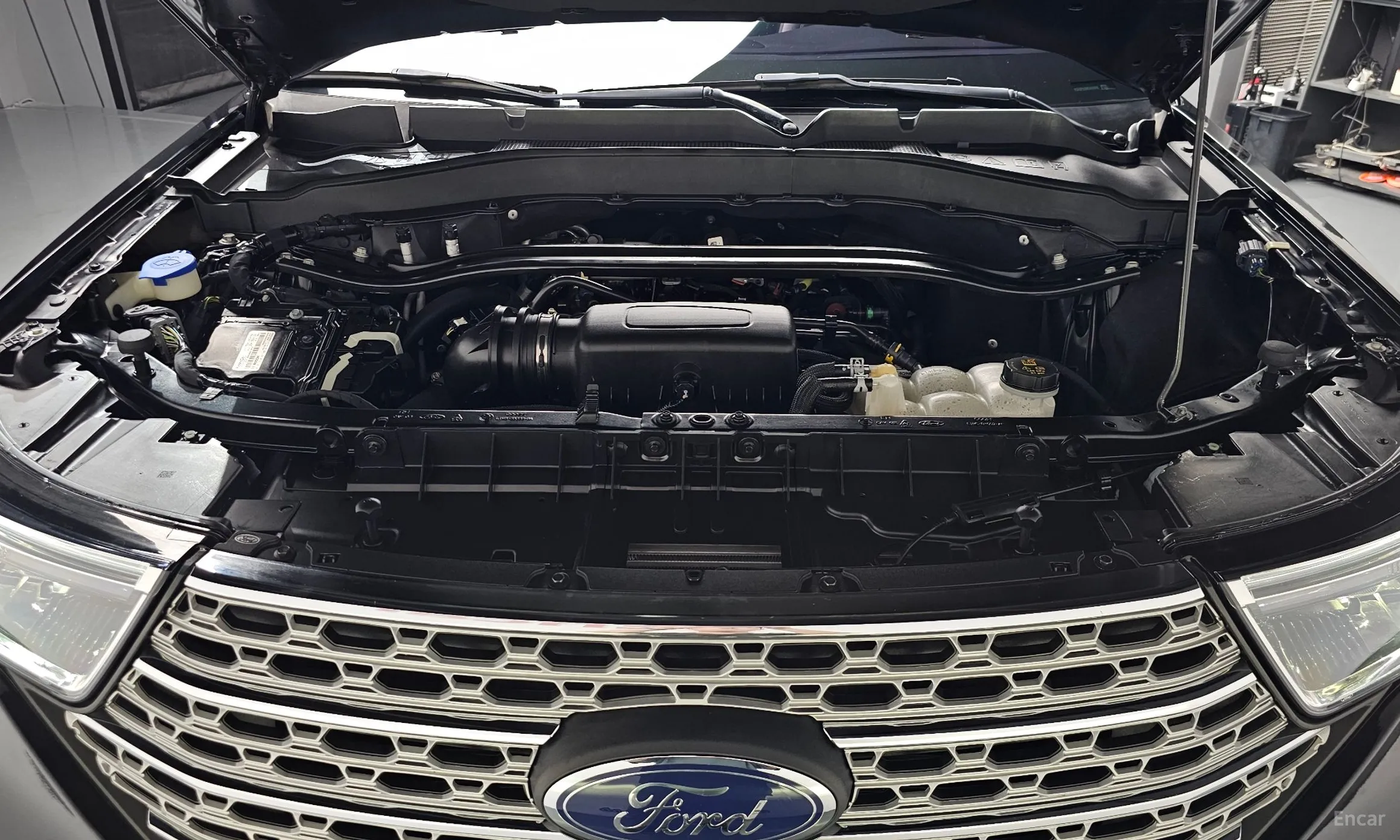 Ford Explorer 6th Generation превью 6