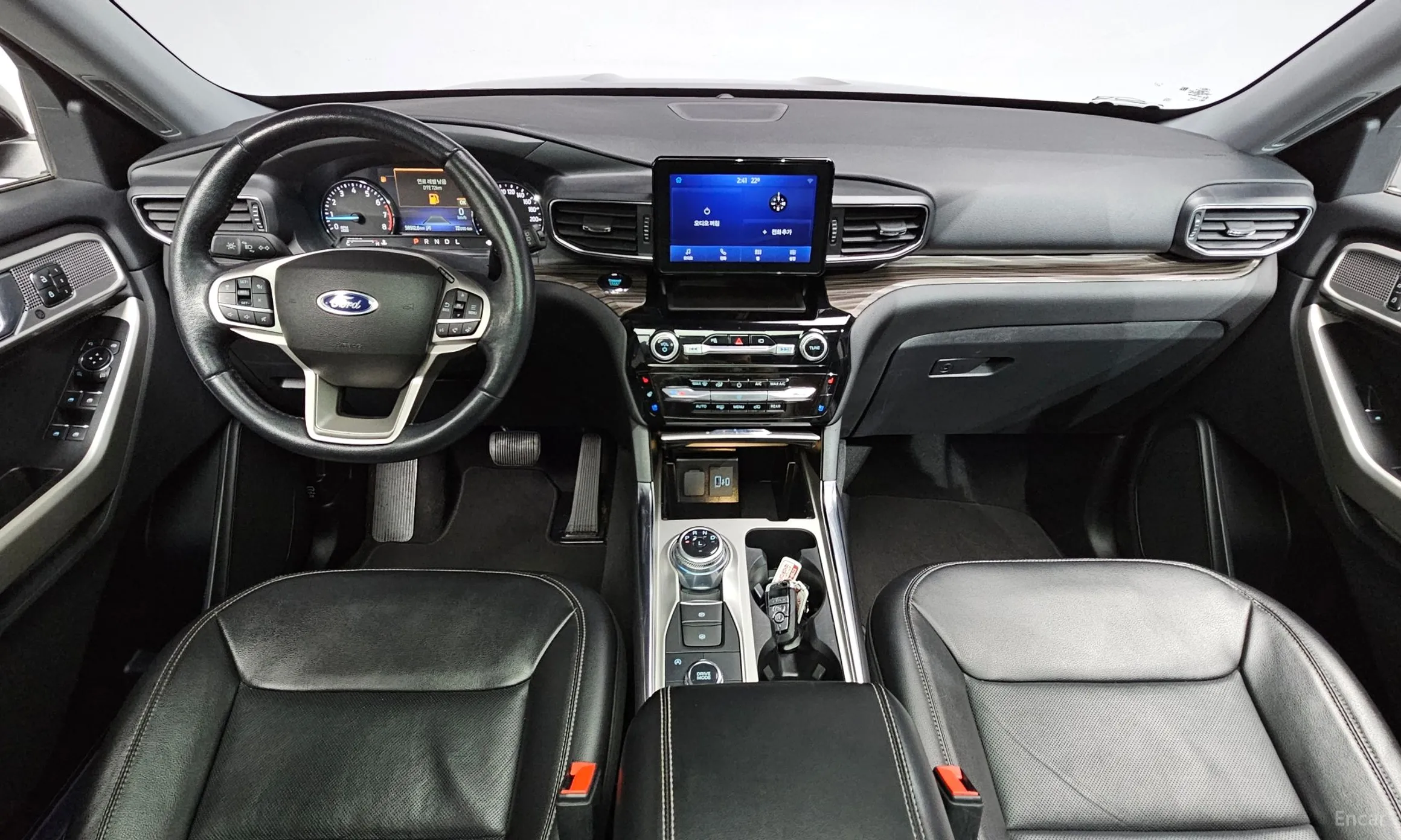 Ford Explorer 6th Generation превью 7