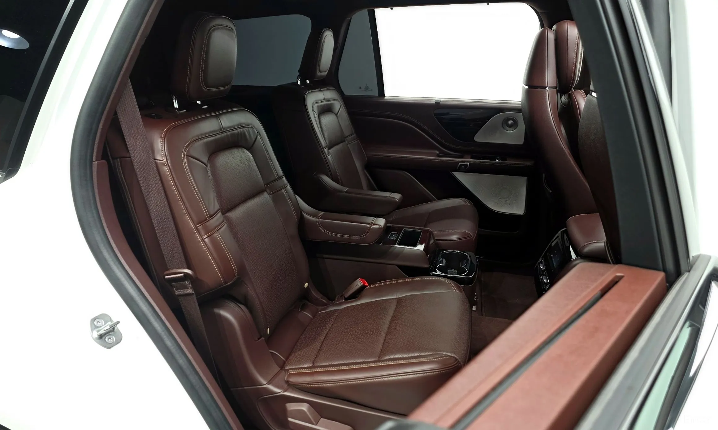 Lincoln Aviator 2nd Generation превью 11