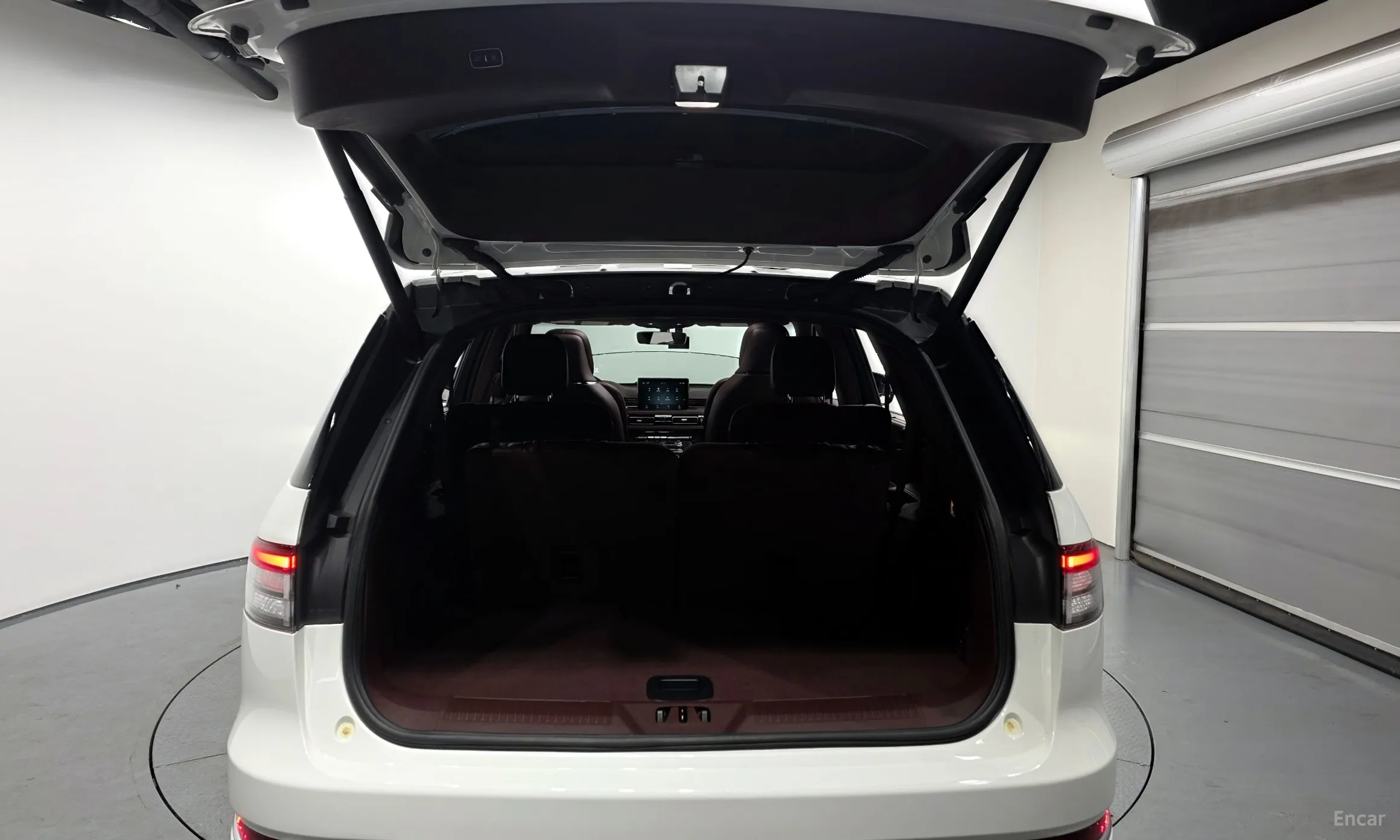 Lincoln Aviator 2nd Generation превью 20