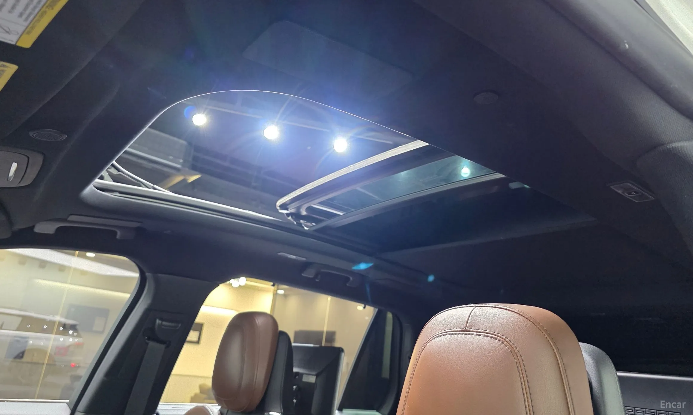 Lincoln Aviator 2nd Generation превью 18