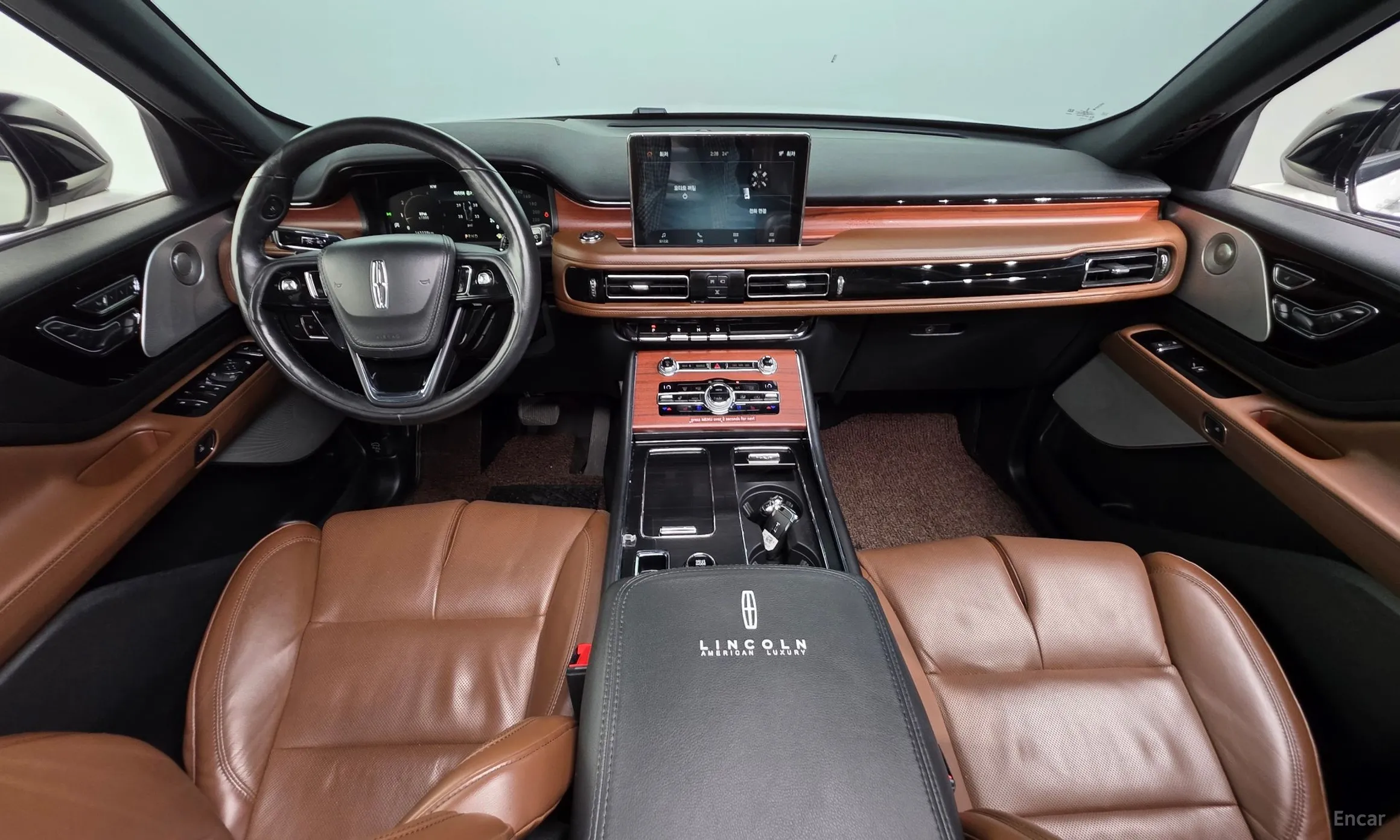 Lincoln Aviator 2nd Generation превью 7