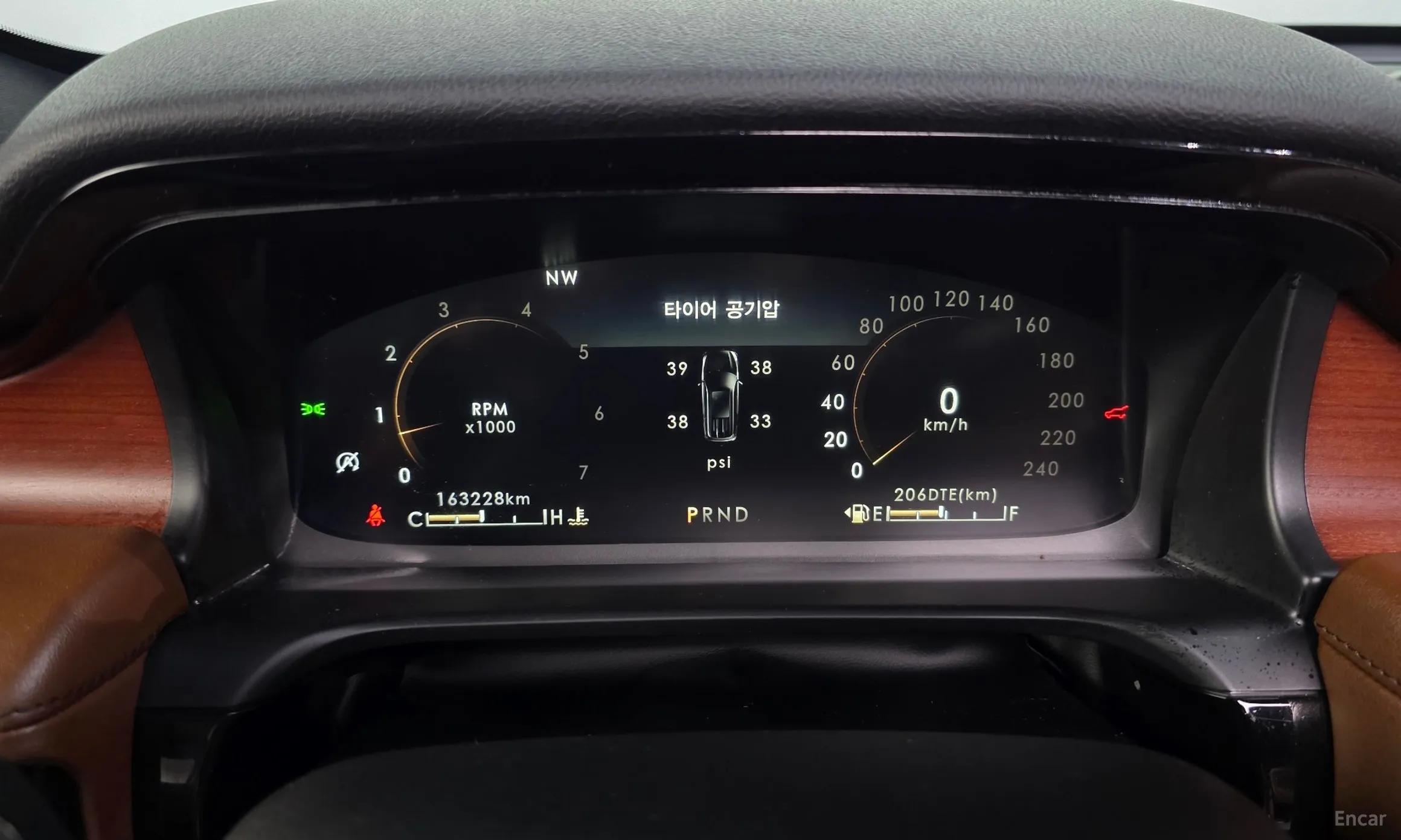 Lincoln Aviator 2nd Generation превью 8