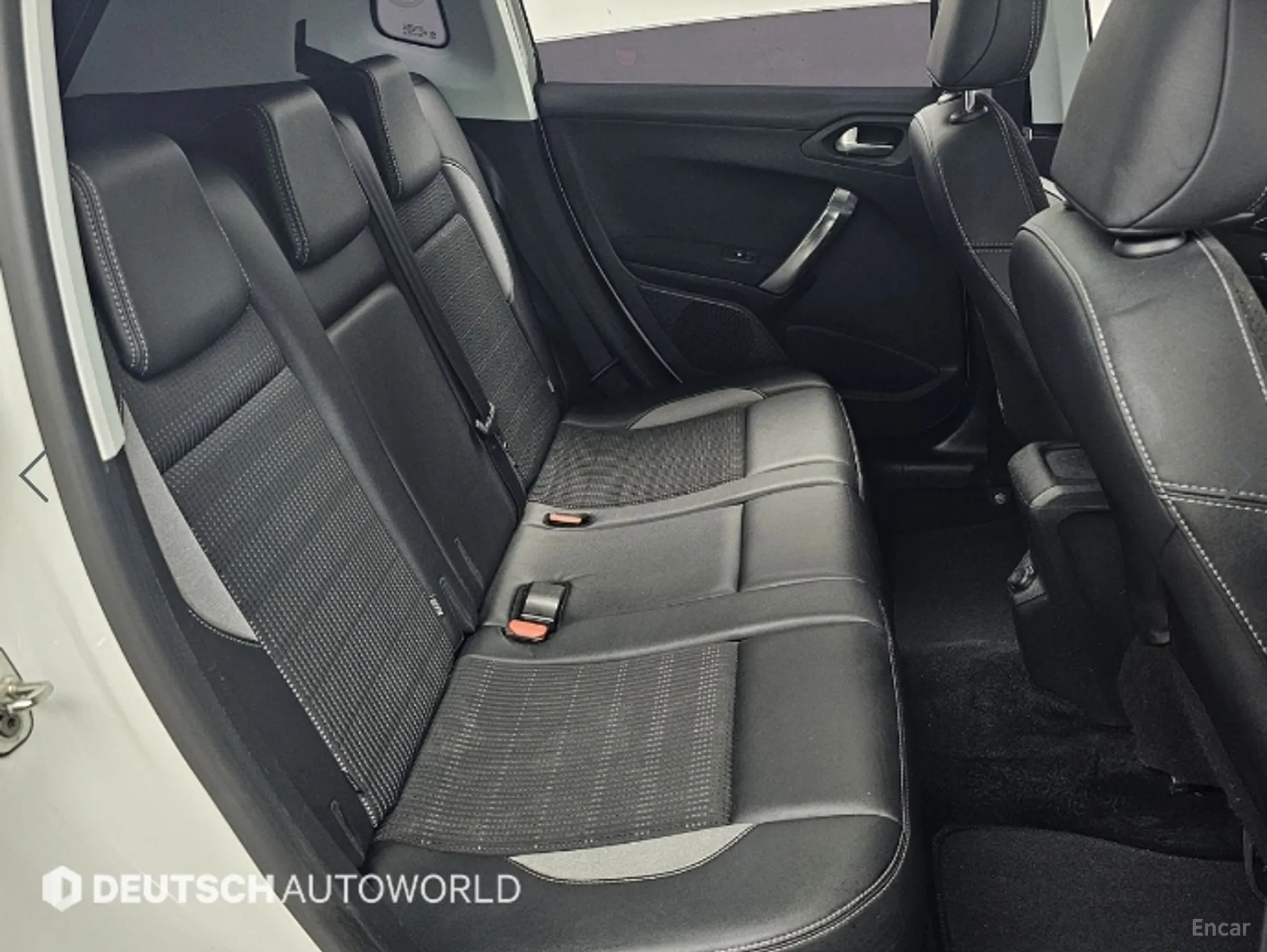 Peugeot 2008. превью 12