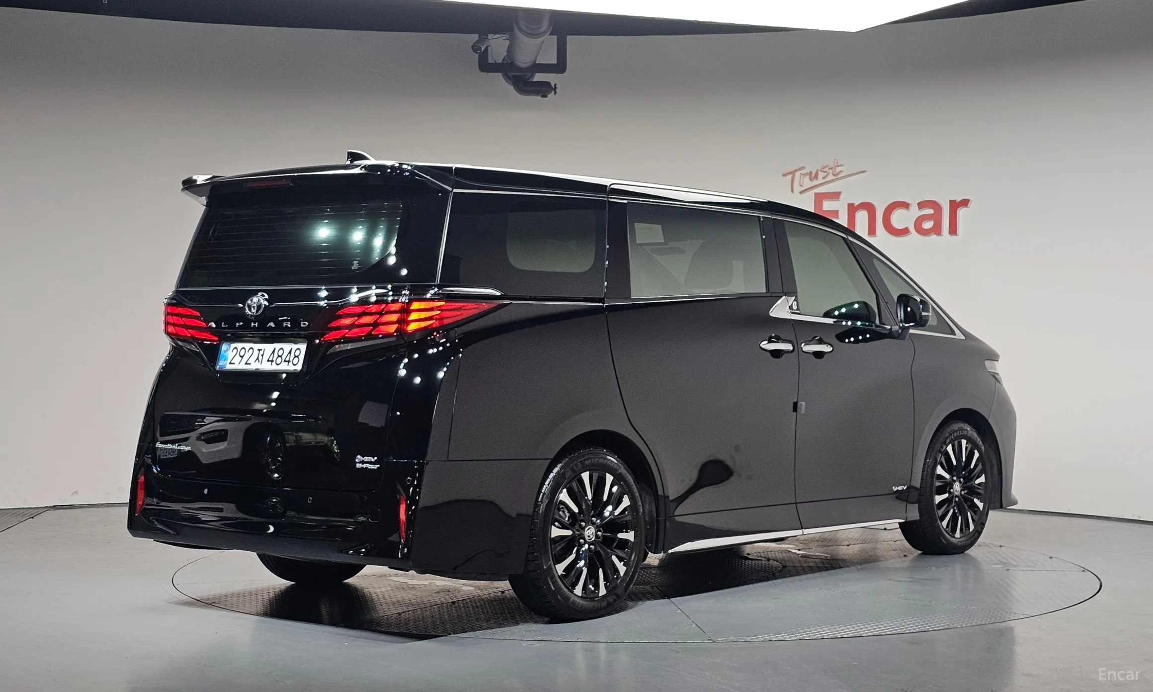 Toyota Alphard 4th Generation превью 2