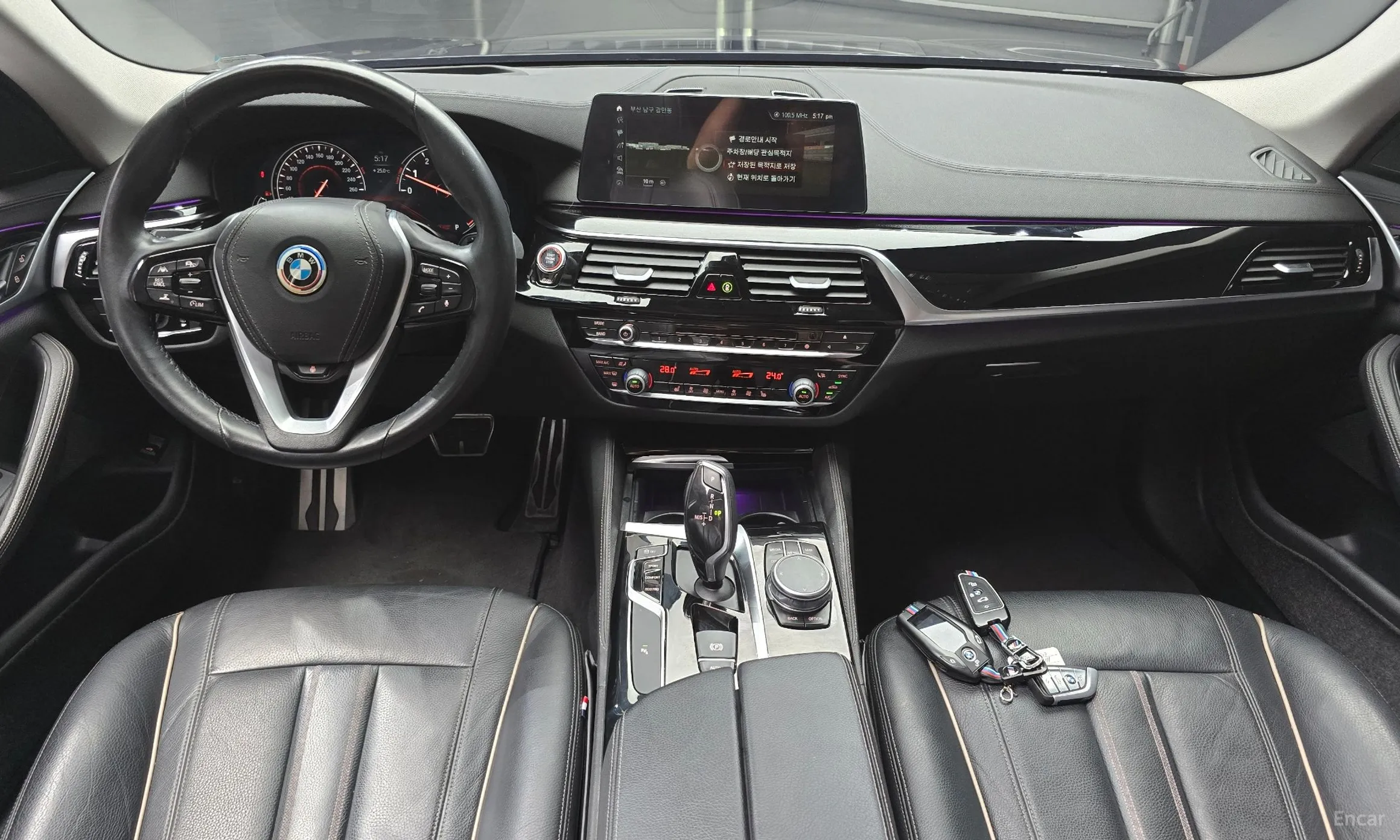 BMW 5 Series (G30) превью 7
