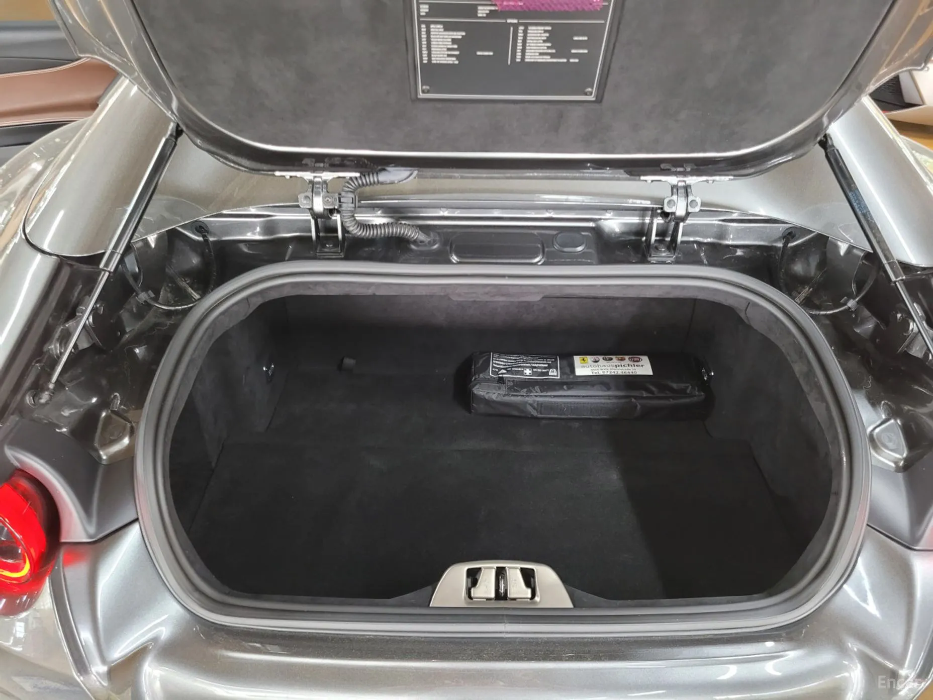 Ferrari 812 GTS превью 18