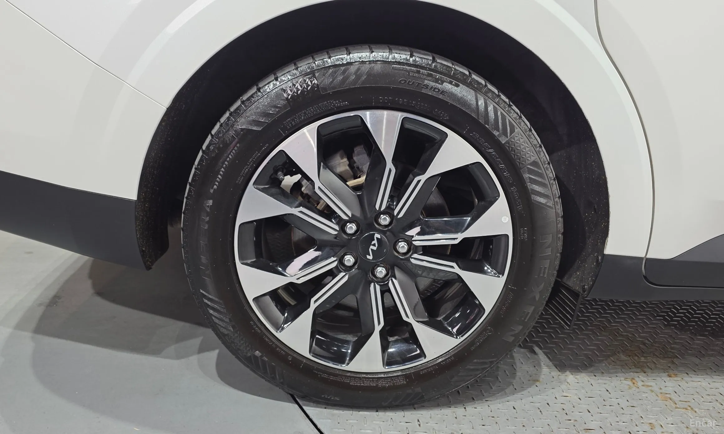 Kia Carnival Gen 4 превью 5
