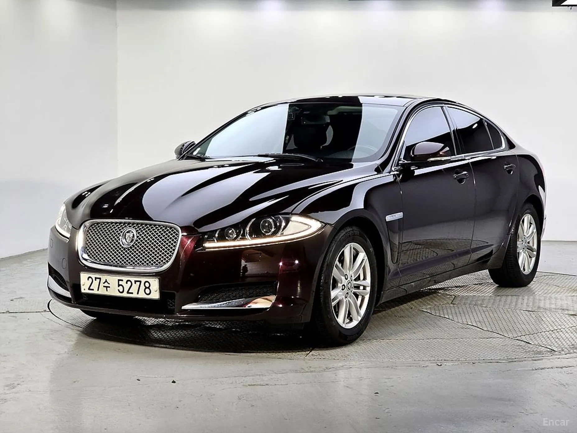 Jaguar New XF