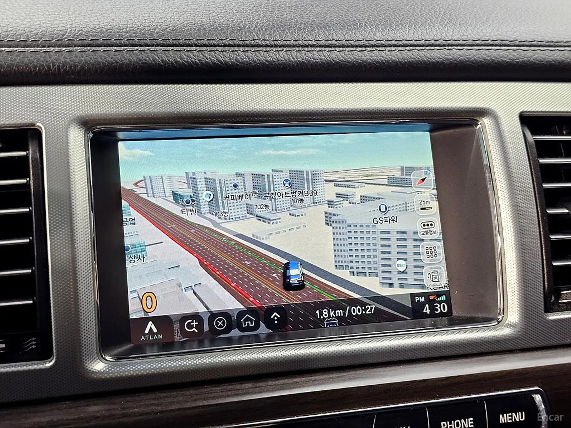 Jaguar New XF превью 13