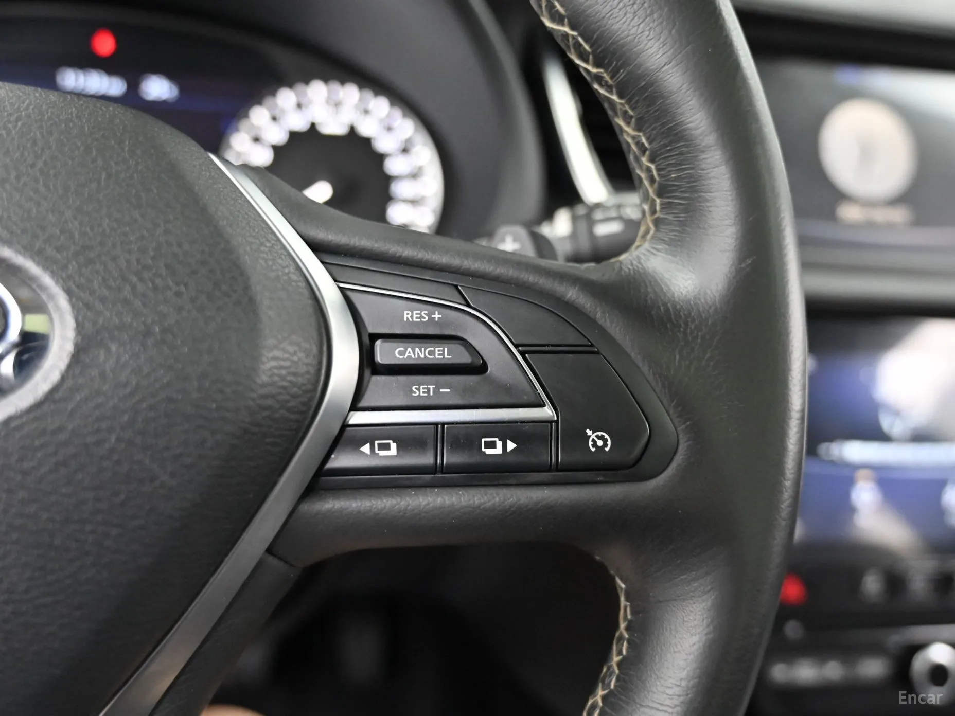 Infiniti QX50 (P71A) превью 17