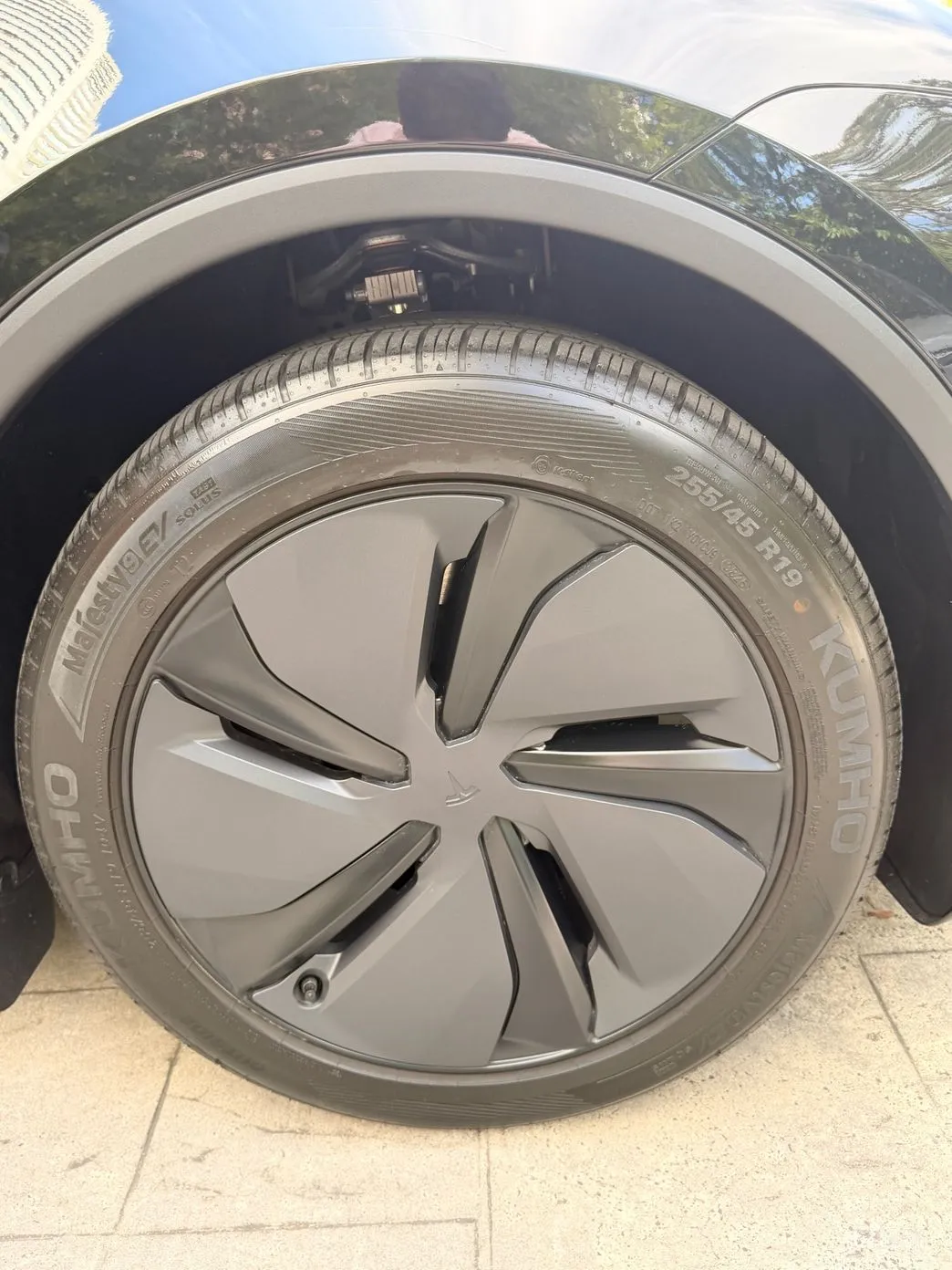 Tesla Model Y превью 13