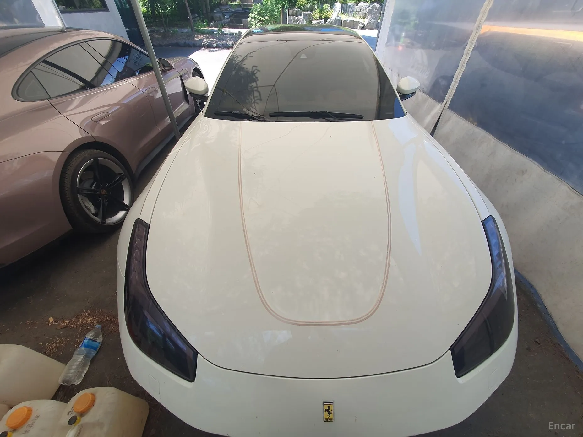 Ferrari GTC4 Rousseau превью 4