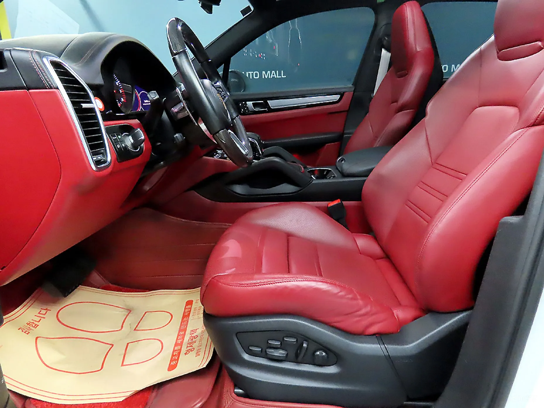 Porsche Cayenne (PO536) превью 9