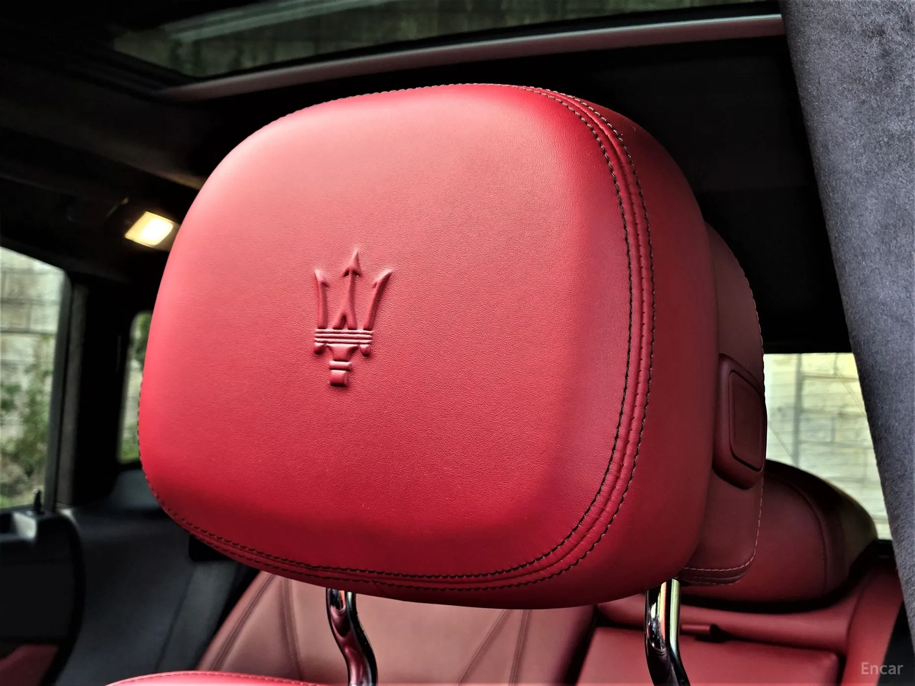 Maserati Levante превью 16